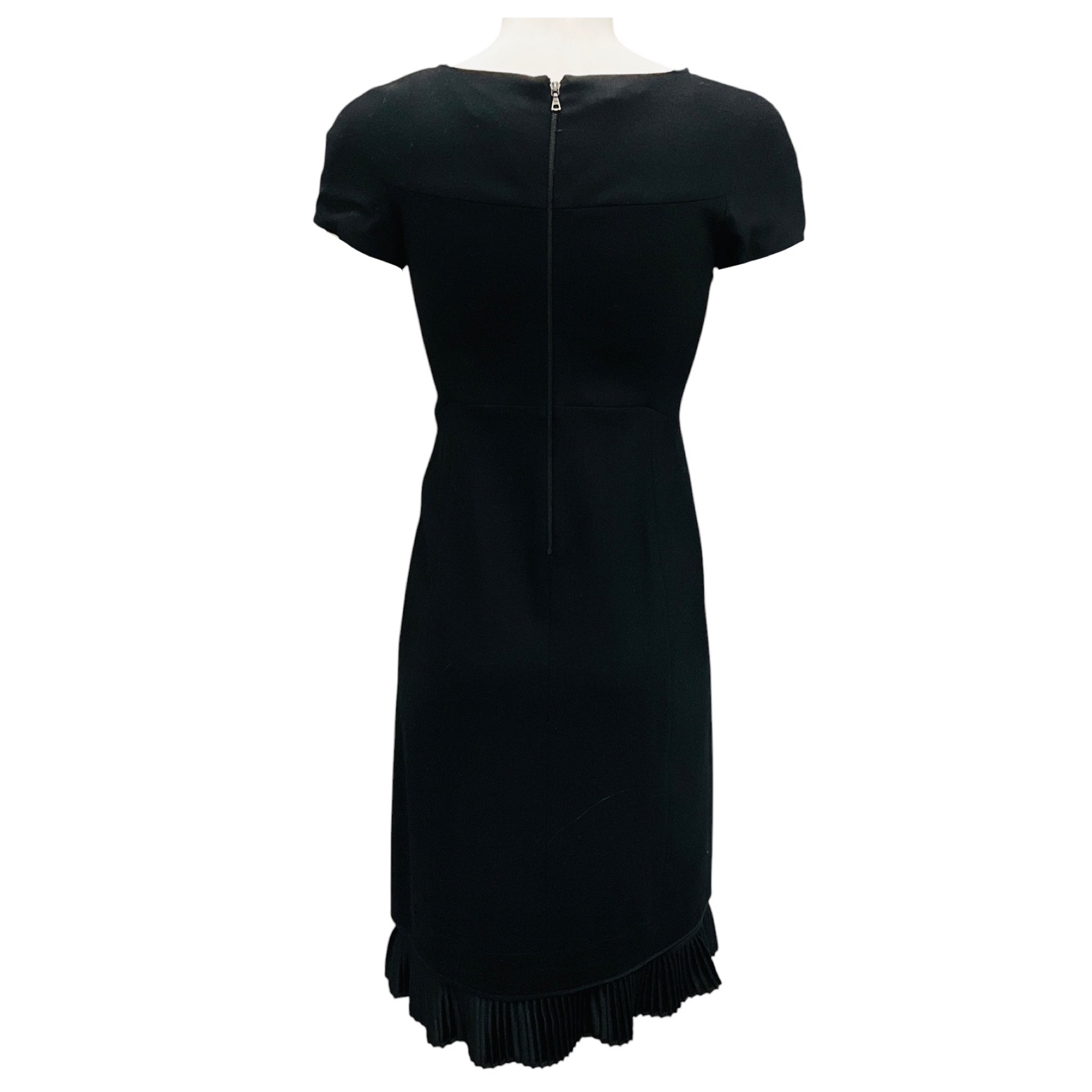 Narciso Rodriguez Black Short Sleeved Pleated Hem Wool Dress