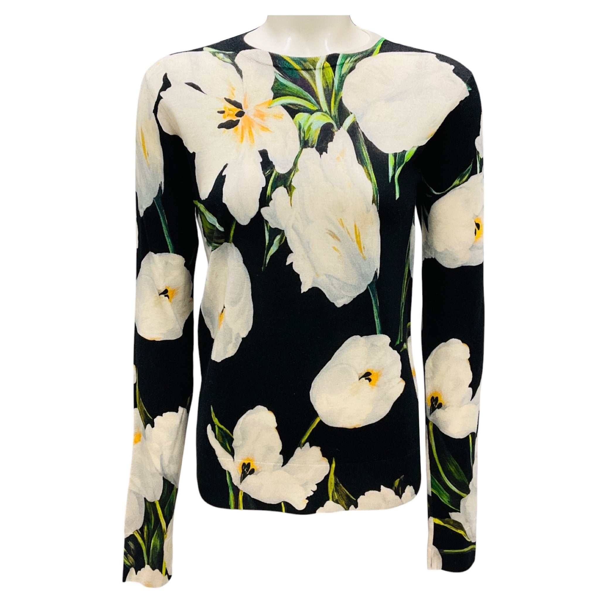 Dolce & Gabbana Black / Ivory Floral Knit Sweater