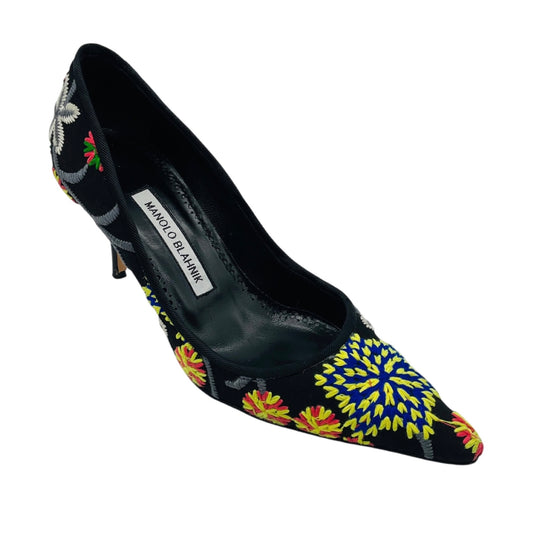 Manolo Blahnik Black Multi Floral Embroidered Pointed Toe Fabric Pumps