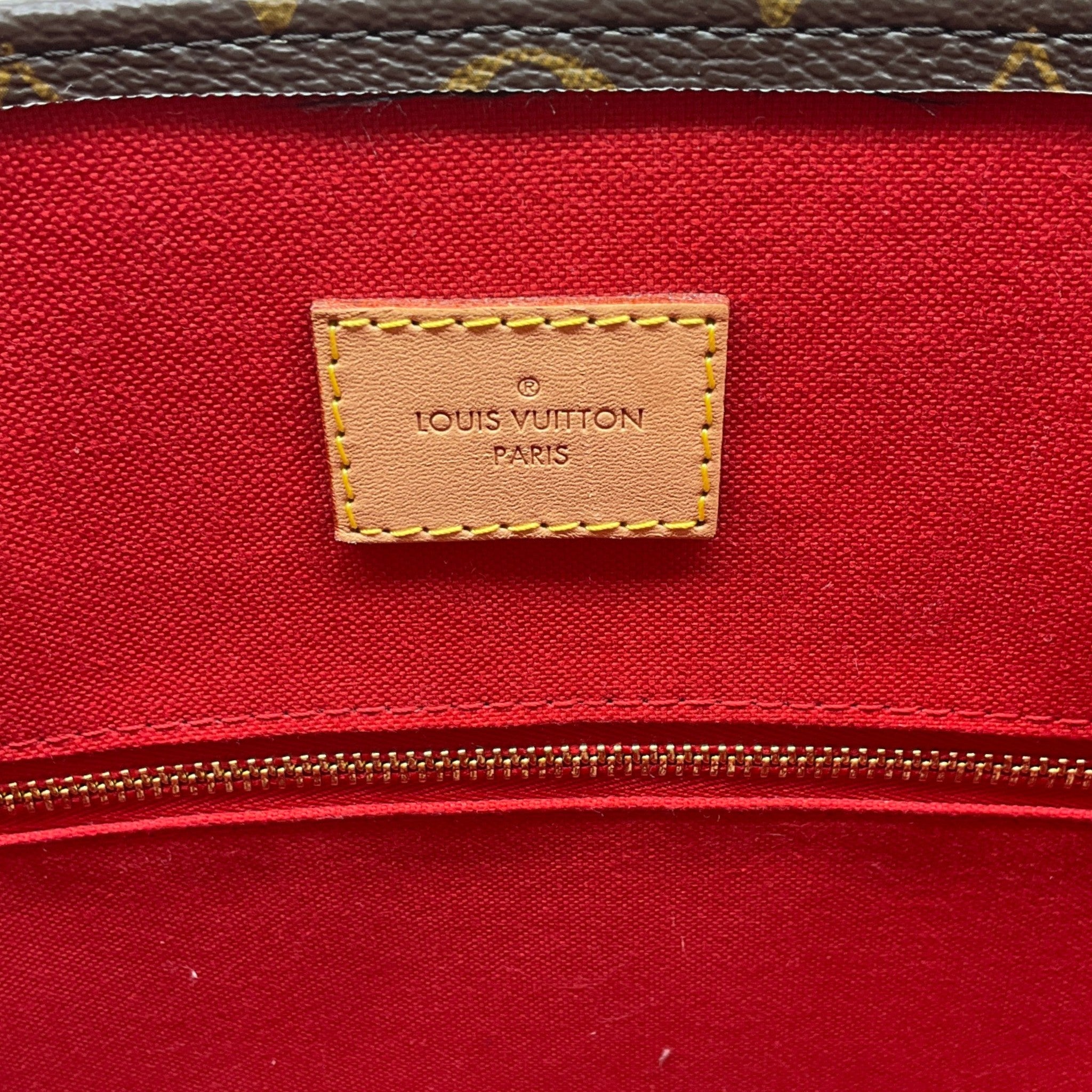 Louis Vuitton 2021 PM Sac Plat Monogram Tote