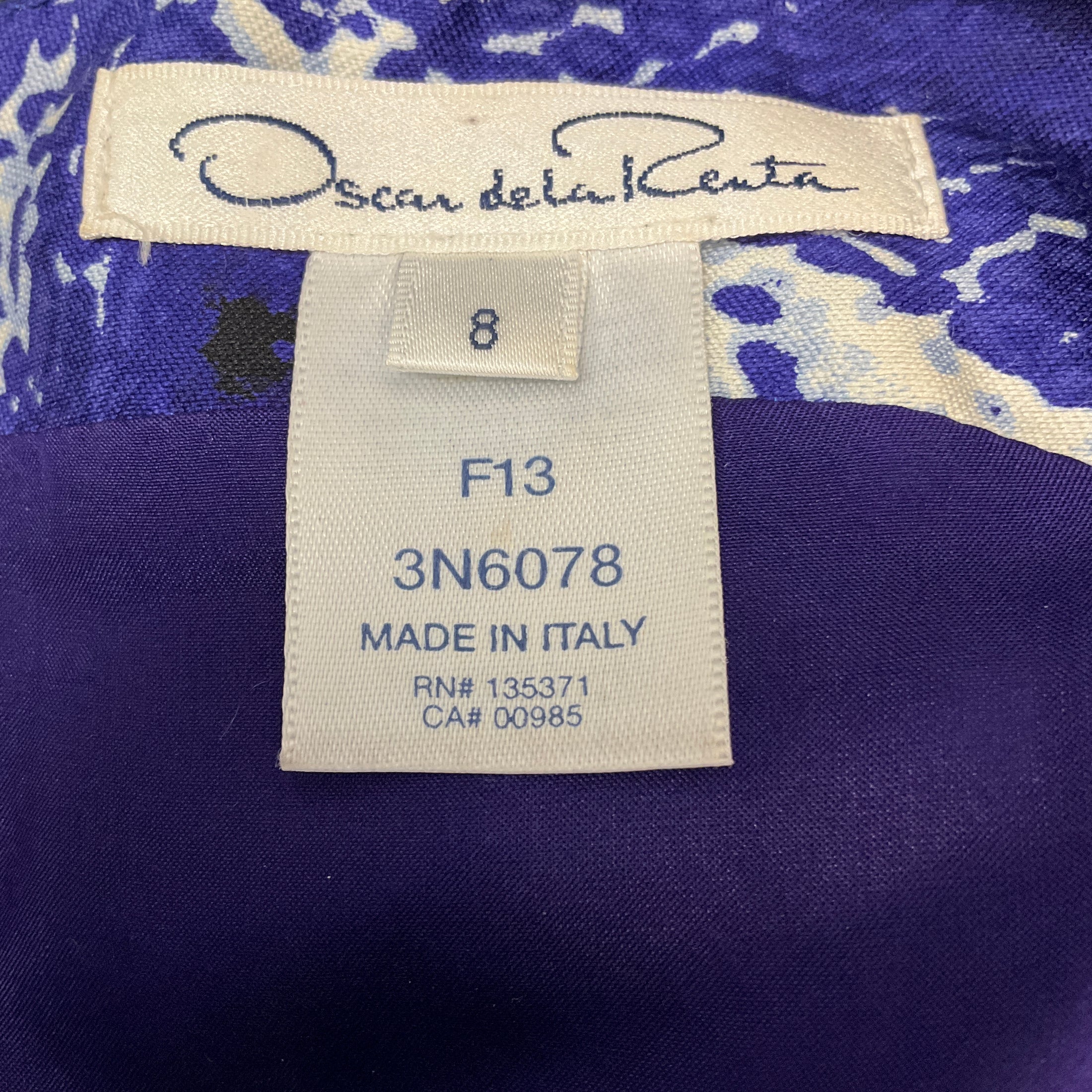 Oscar de la Renta Blue / White Printed Sleeveless Silk Dress with Shawl