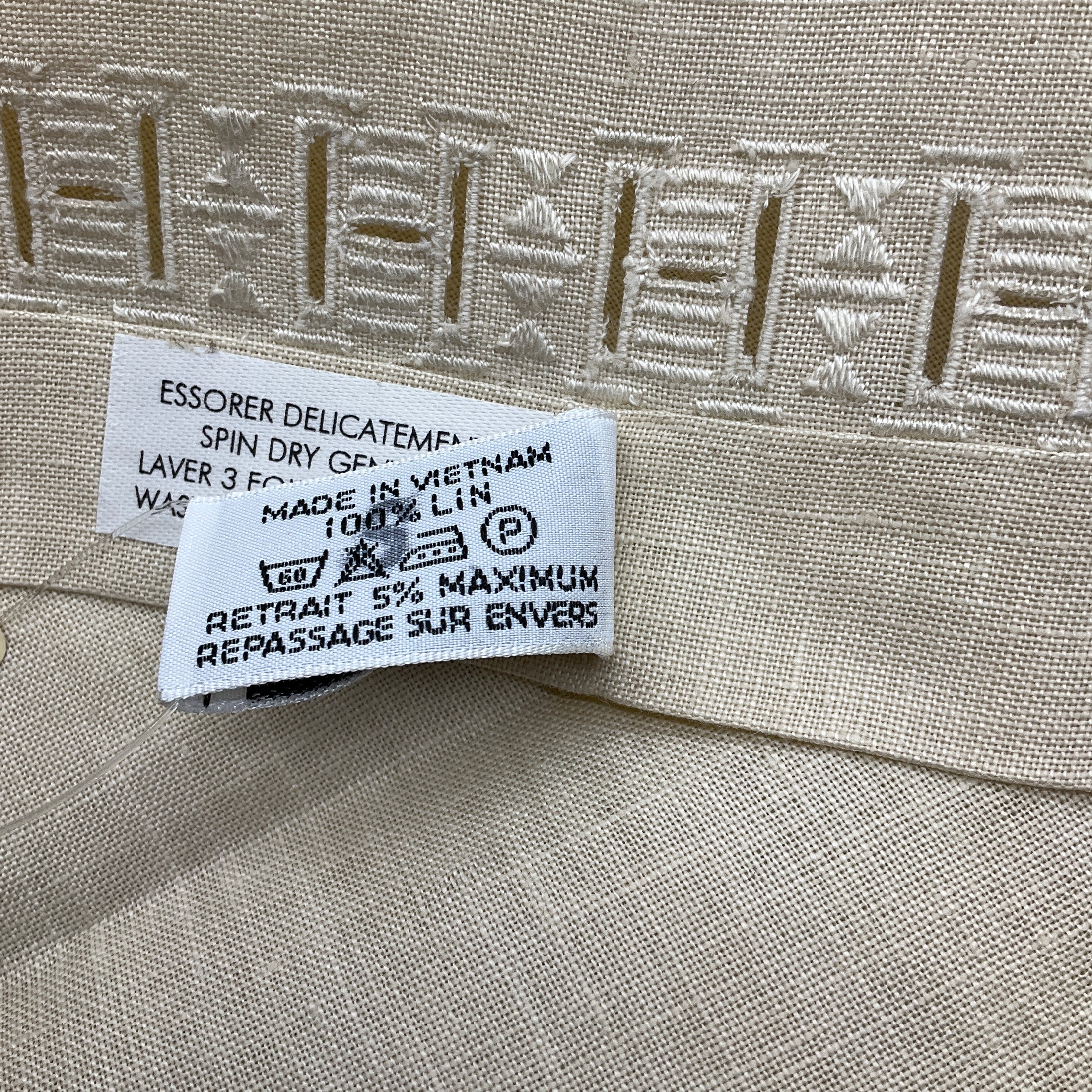 Hermes Beige H Embroidered Linen Napkins with Box (Assortment / Set of 2)