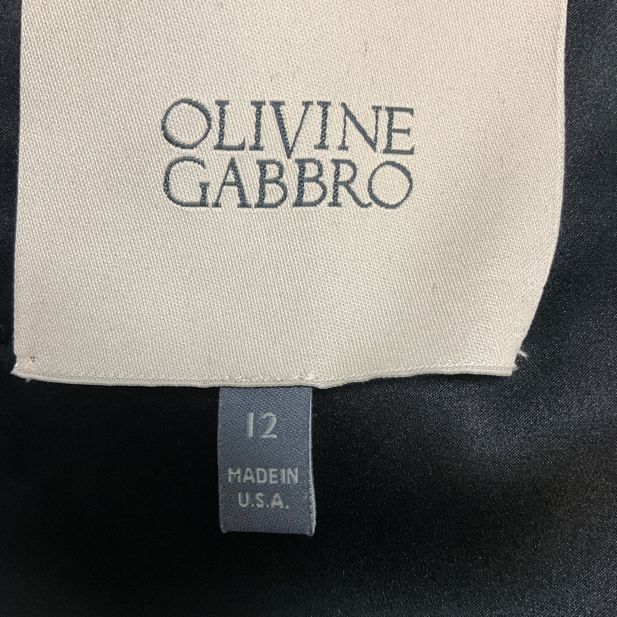 Olivine Gabbro Black Short Sleeved Wool Gauze Shift Dress