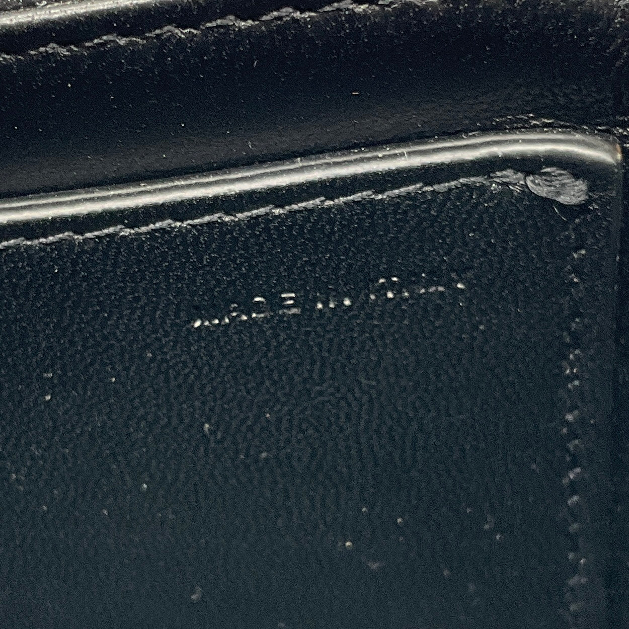 Valentino Garavani Black Nero Small One Stud Shoulder Bag