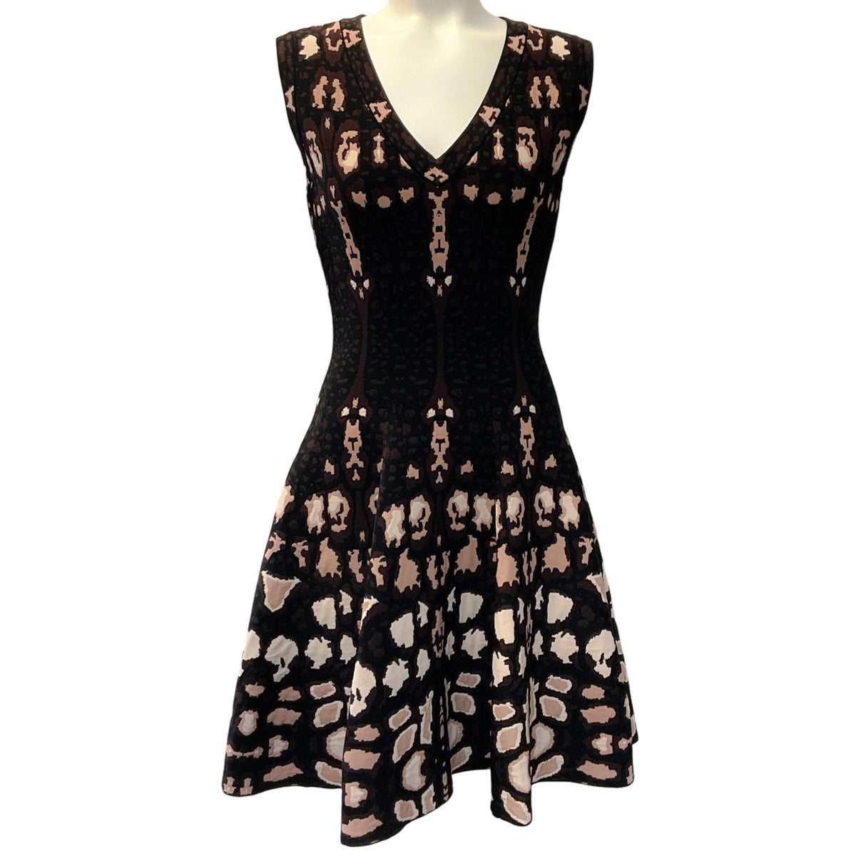 Alaia Ivory / Mauve Print Sleeveless Skater Dress
