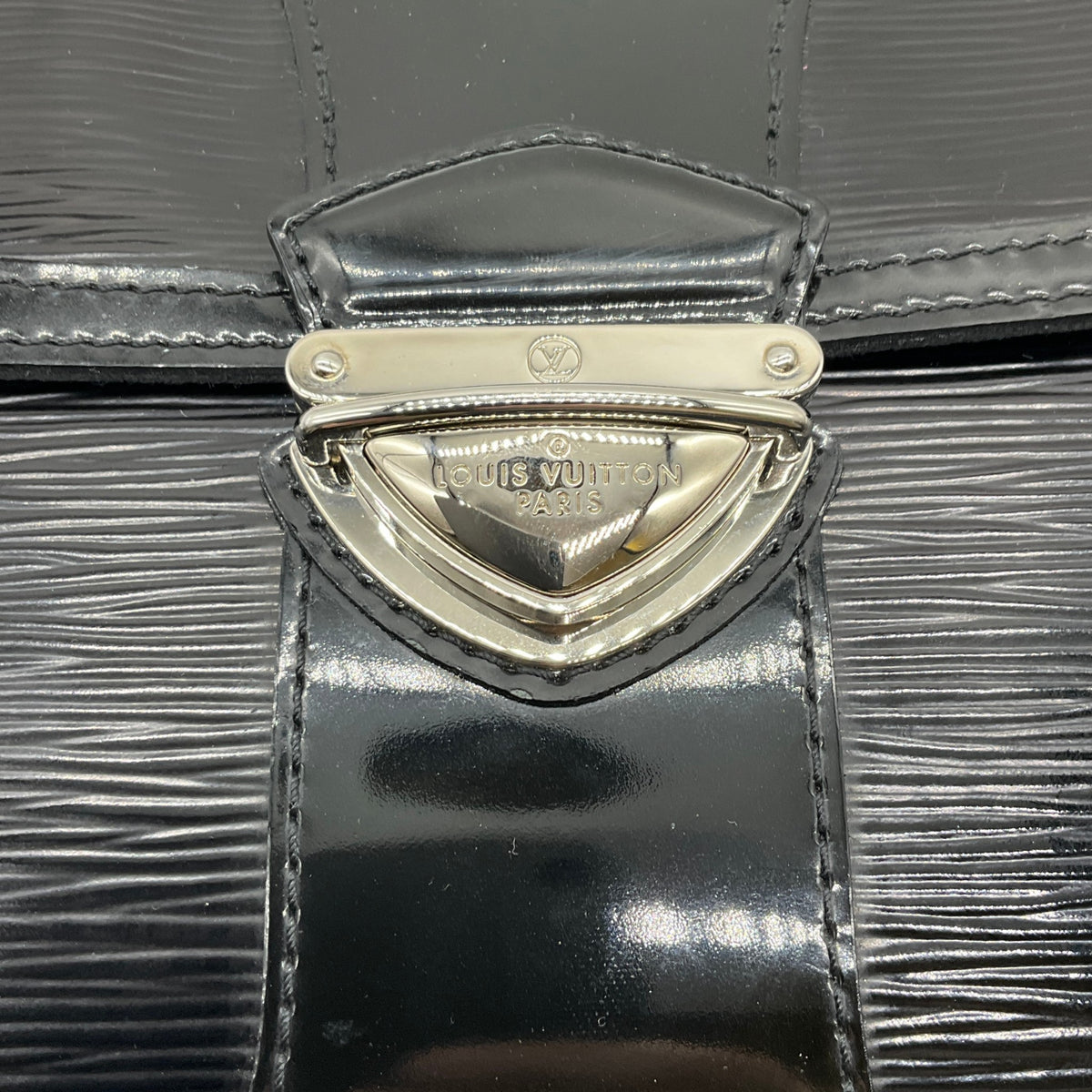 Louis Vuitton Black Electric Epi Leather Lena Clutch