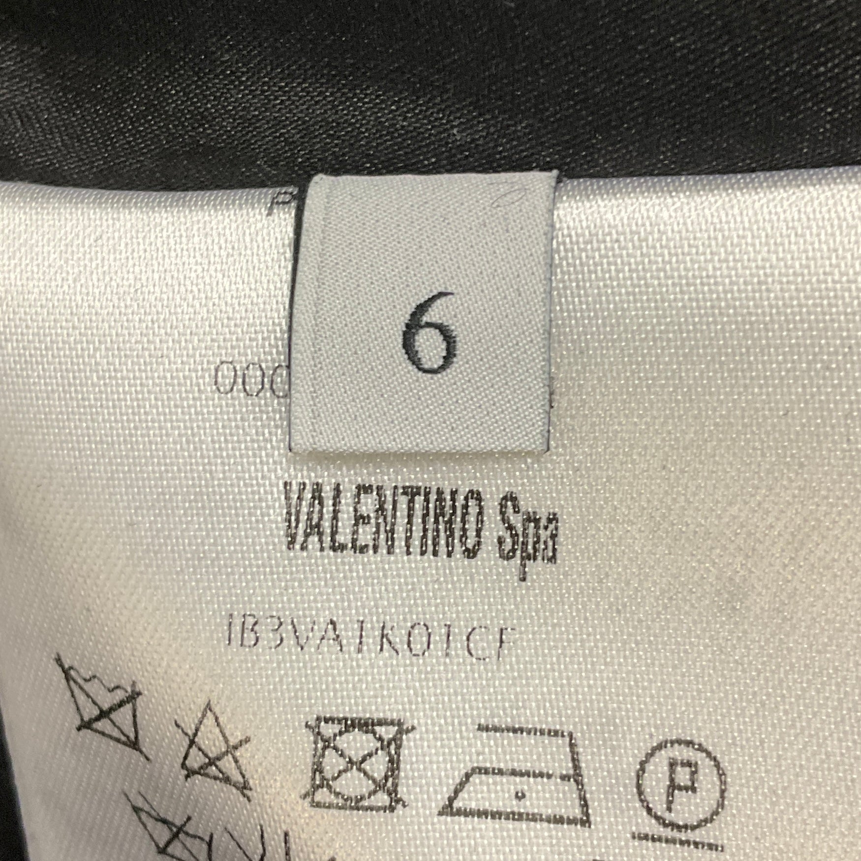 Valentino Black Short Sleeved Wool and Silk Crepe Dress