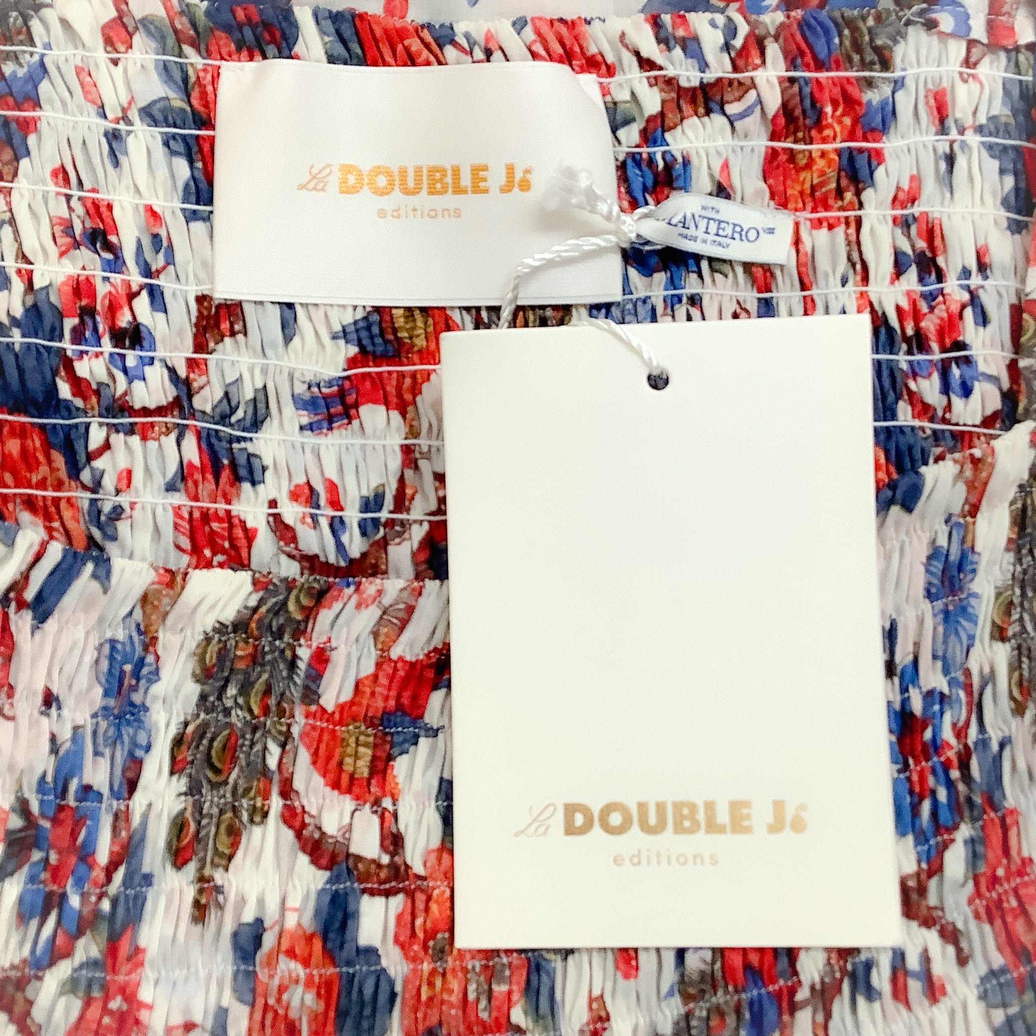 La DoubleJ White Multi Bird Print Puff Sleeved Blouse