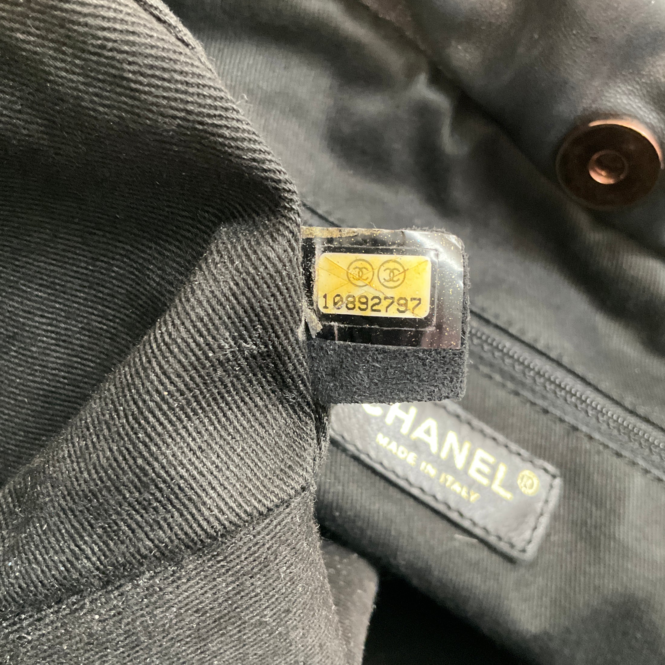 Chanel Vintage 2006 Black Quilted Leather Cloudy Bag