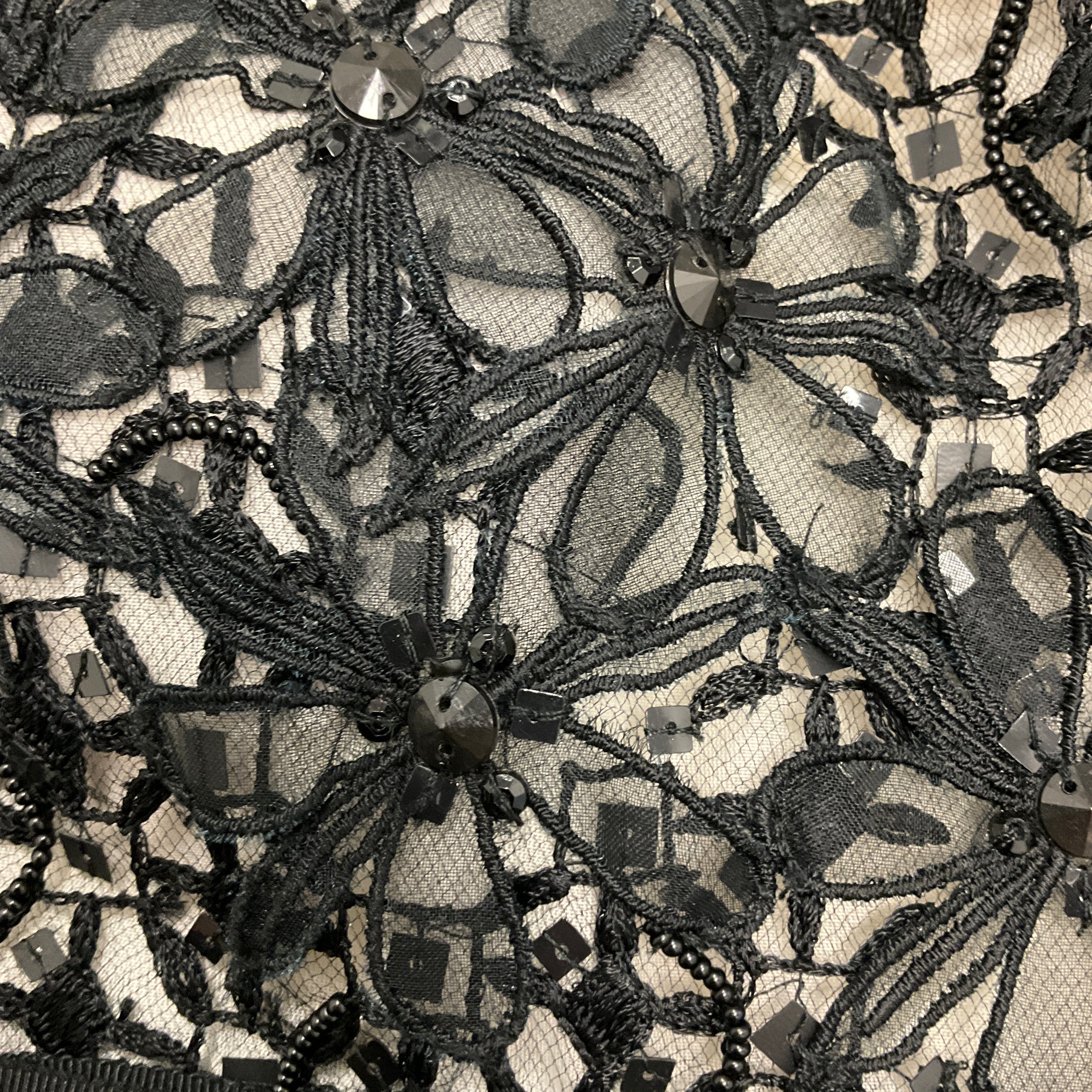 Oscar de la Renta Black Embellished Strapless Lace Cocktail Dress with Feather Hem