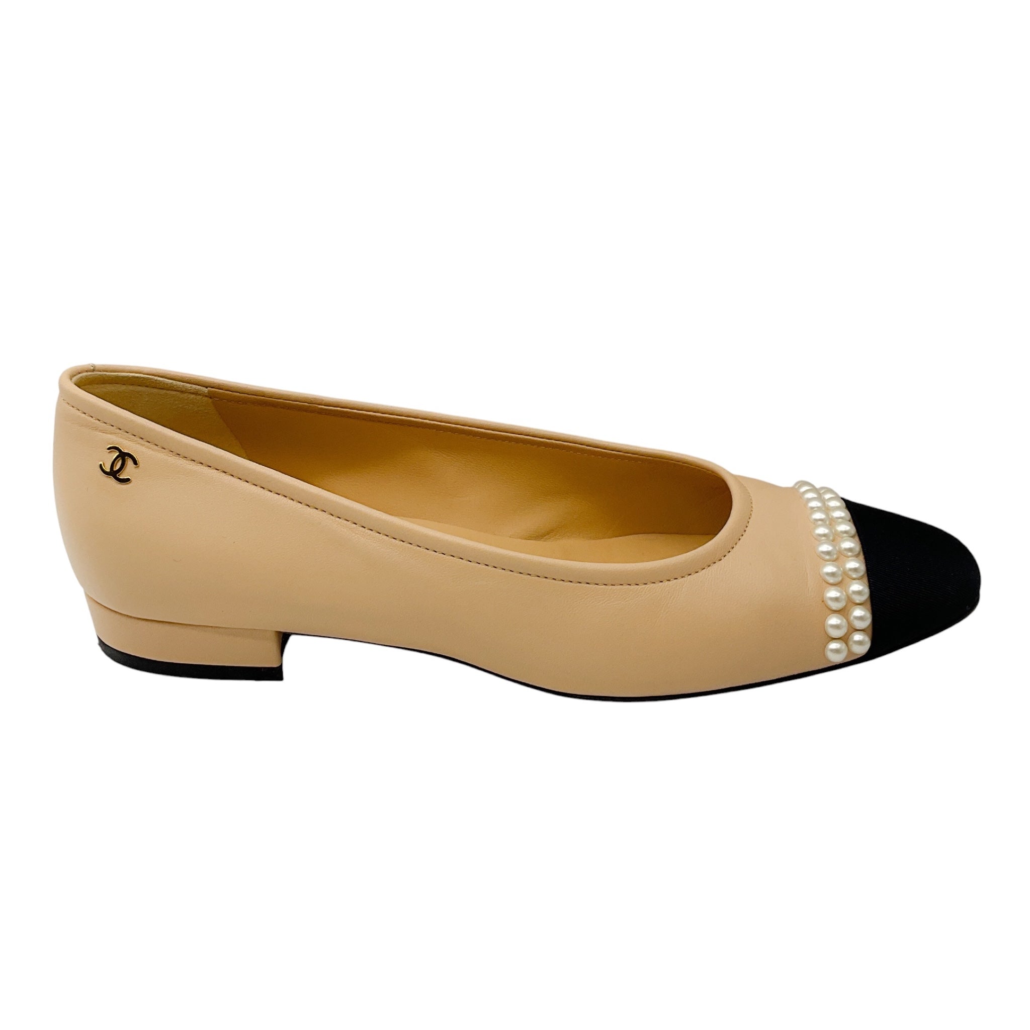 Chanel Beige / Black 2020 Pearl Embellished Grosgrain Cap Toe Lambskin Leather Ballerina Flats