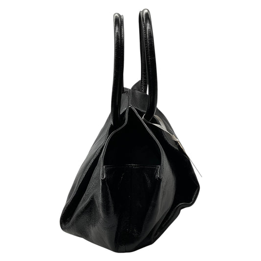 Malej Black Textured Patent Leather Ashiya Handbag