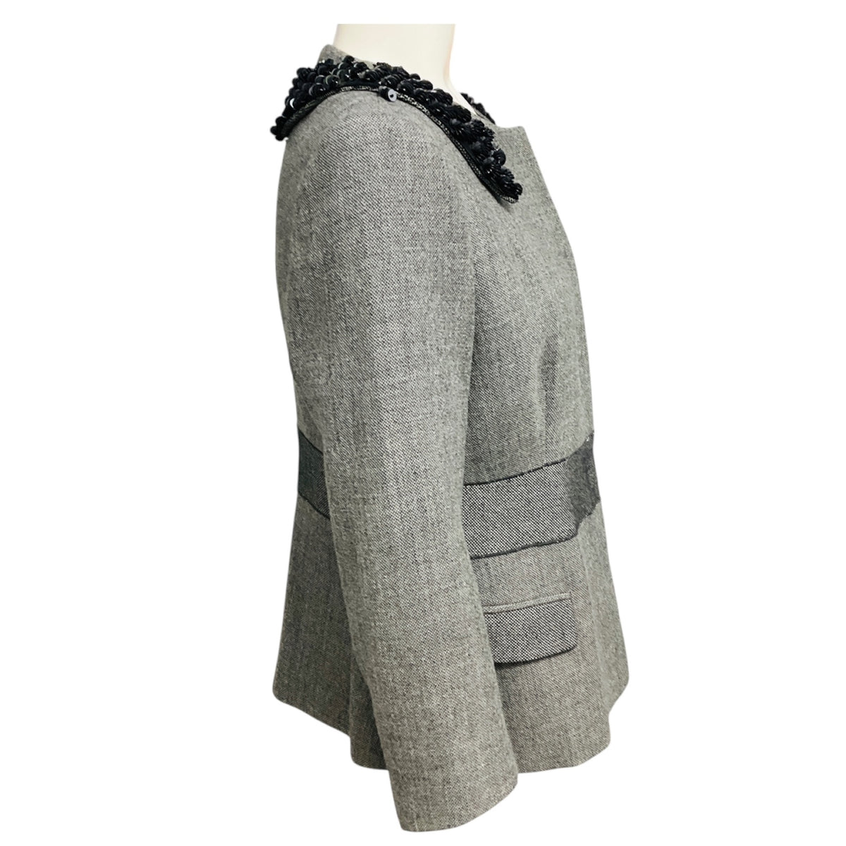 Malo Grey Wool Tweed Jacket with Sequined Collar