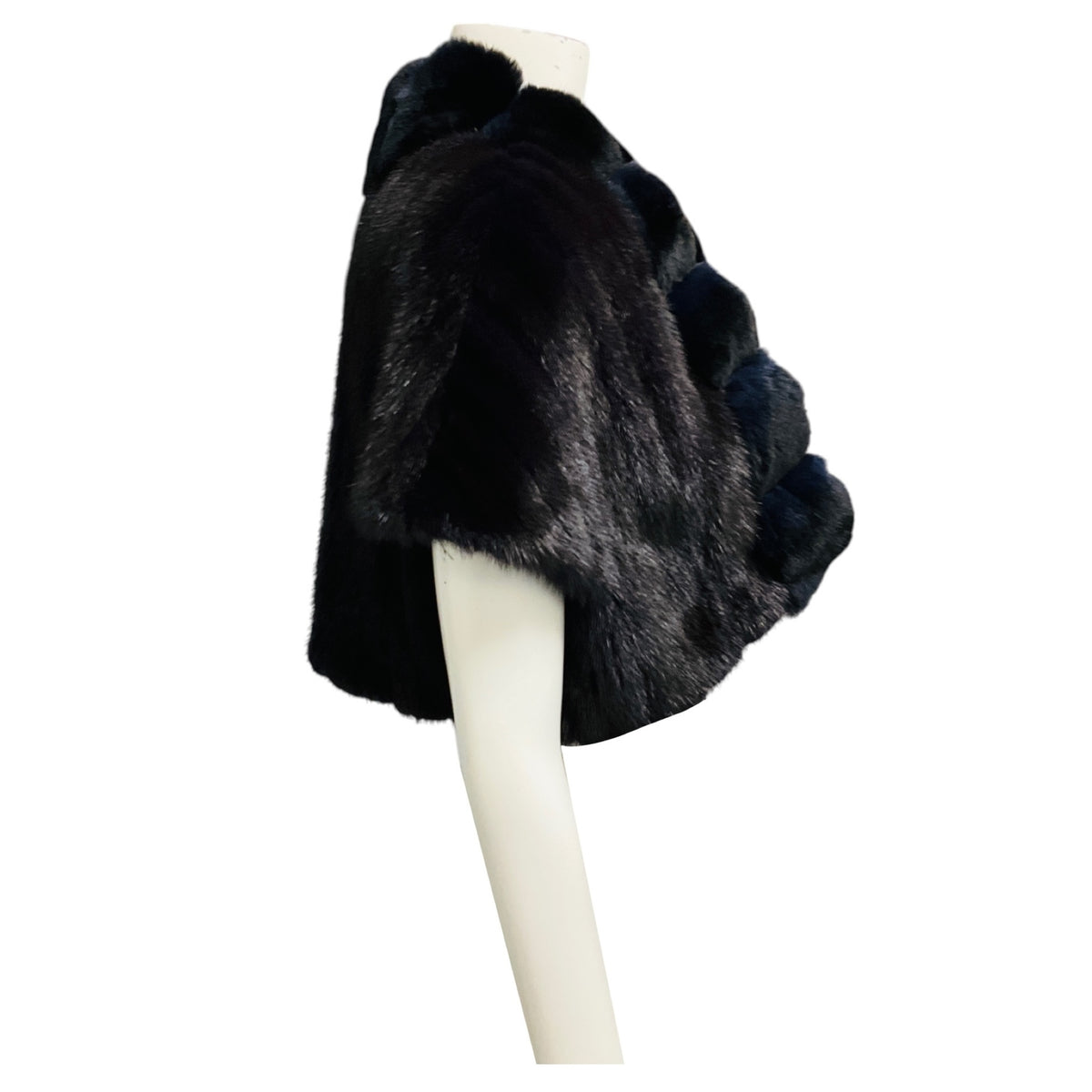 Oscar de la Renta Couture Navy Blue Cropped Mink Fur and Chinchilla Fur Jacket with Satin Lining
