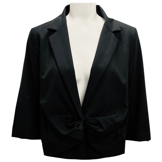 Chloe Black Three Quarter Sleeved Top