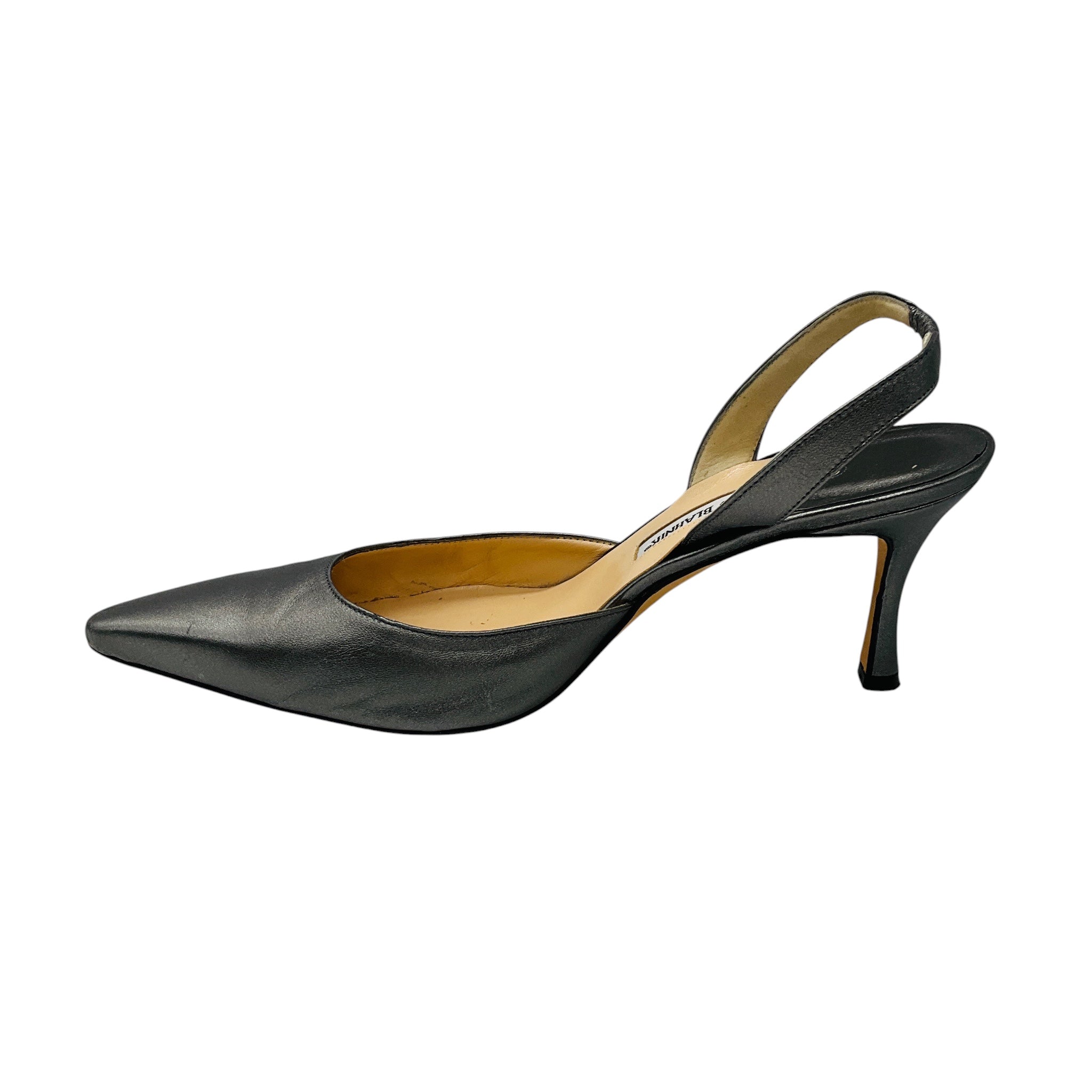 Manolo Blahnik Pewter Metallic Leather Pointed Toe Classic Slingback Pumps