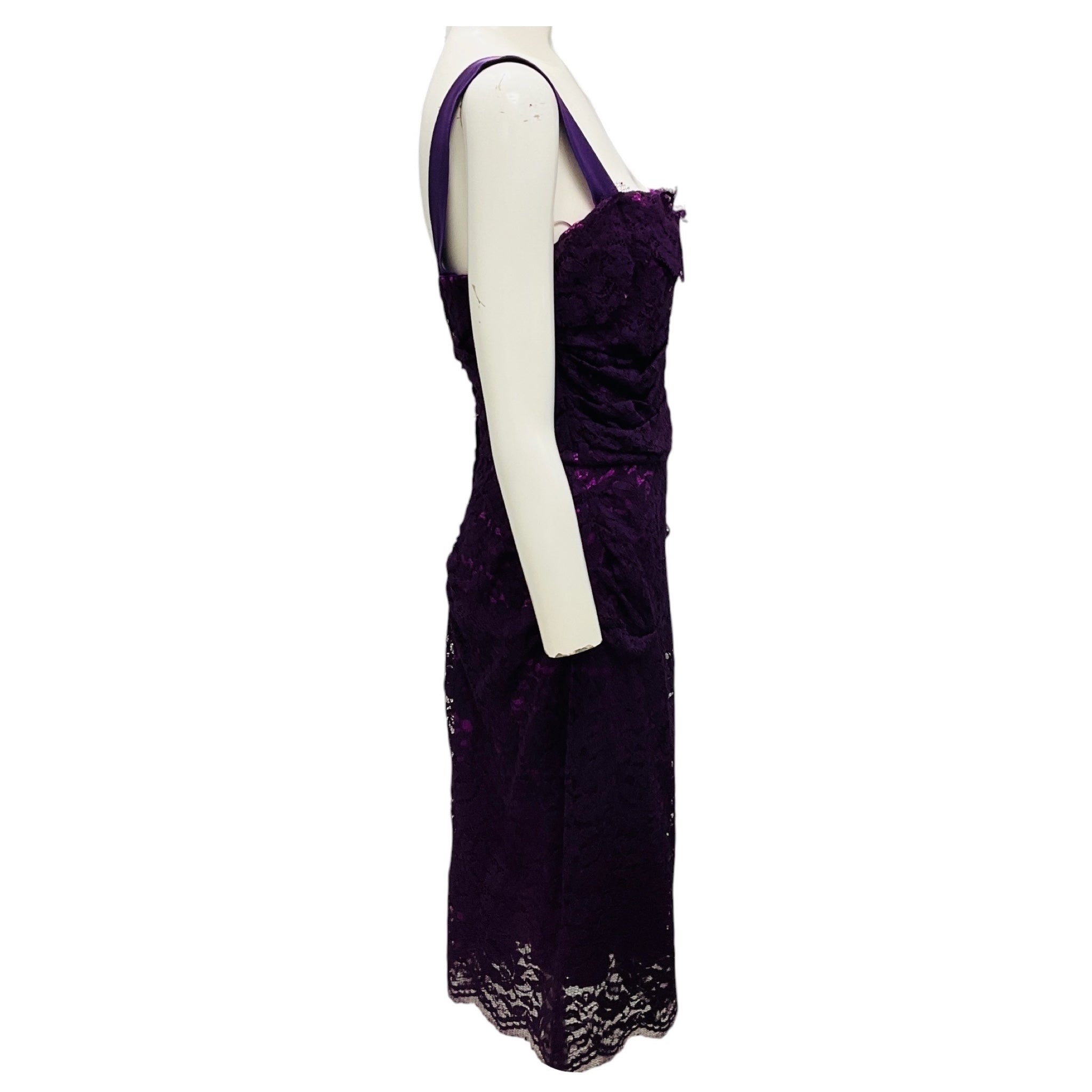 Dolce & Gabbana Purple Sleeveless Lace Cocktail Dress