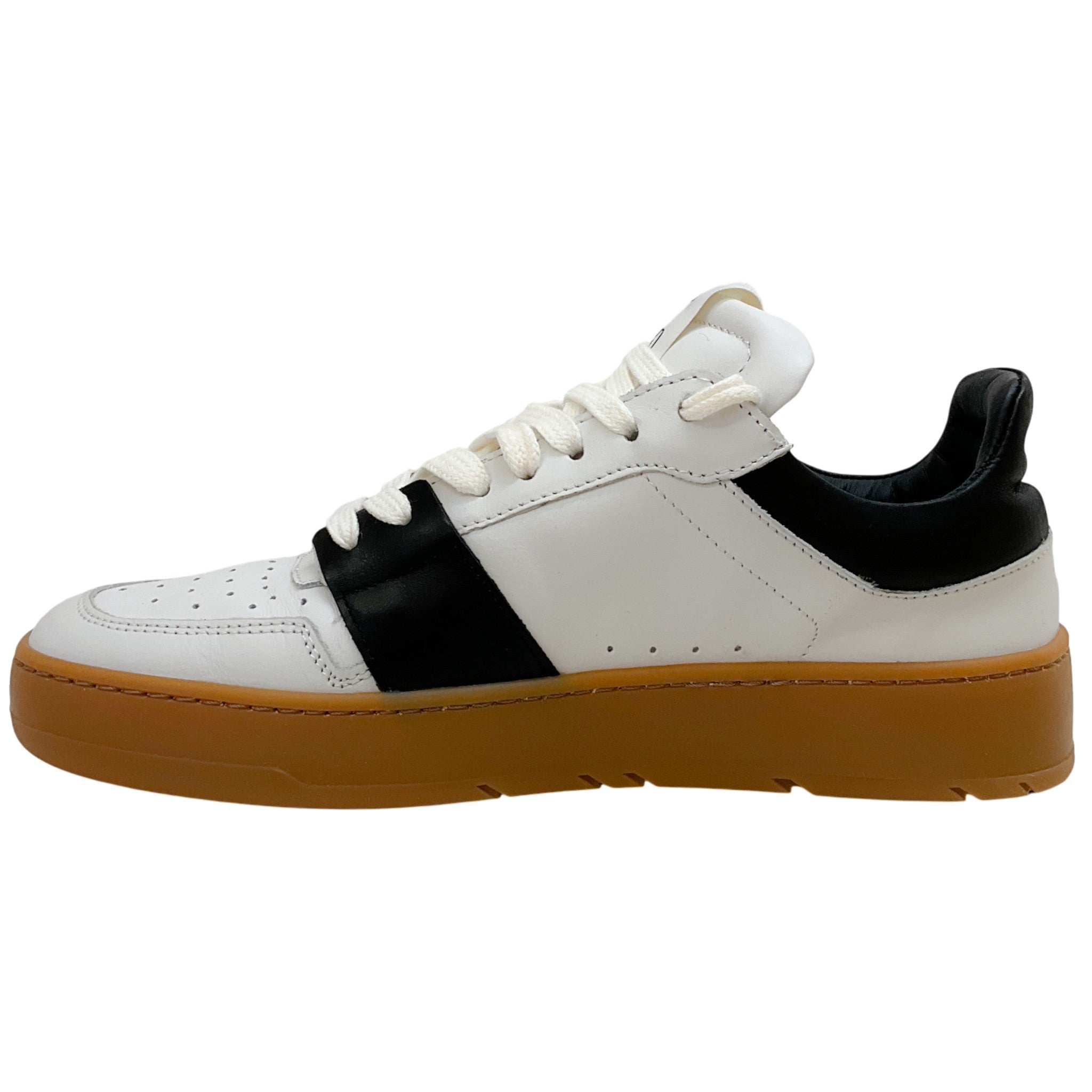 Closed White / Black Low Top Sneakers
