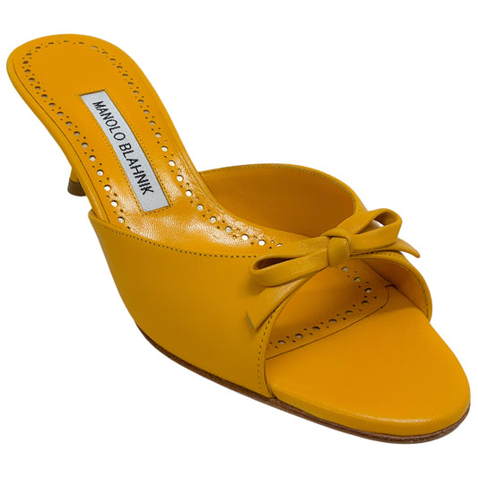 Manolo Blahnik Deep Yellow Pertinanu Sandals