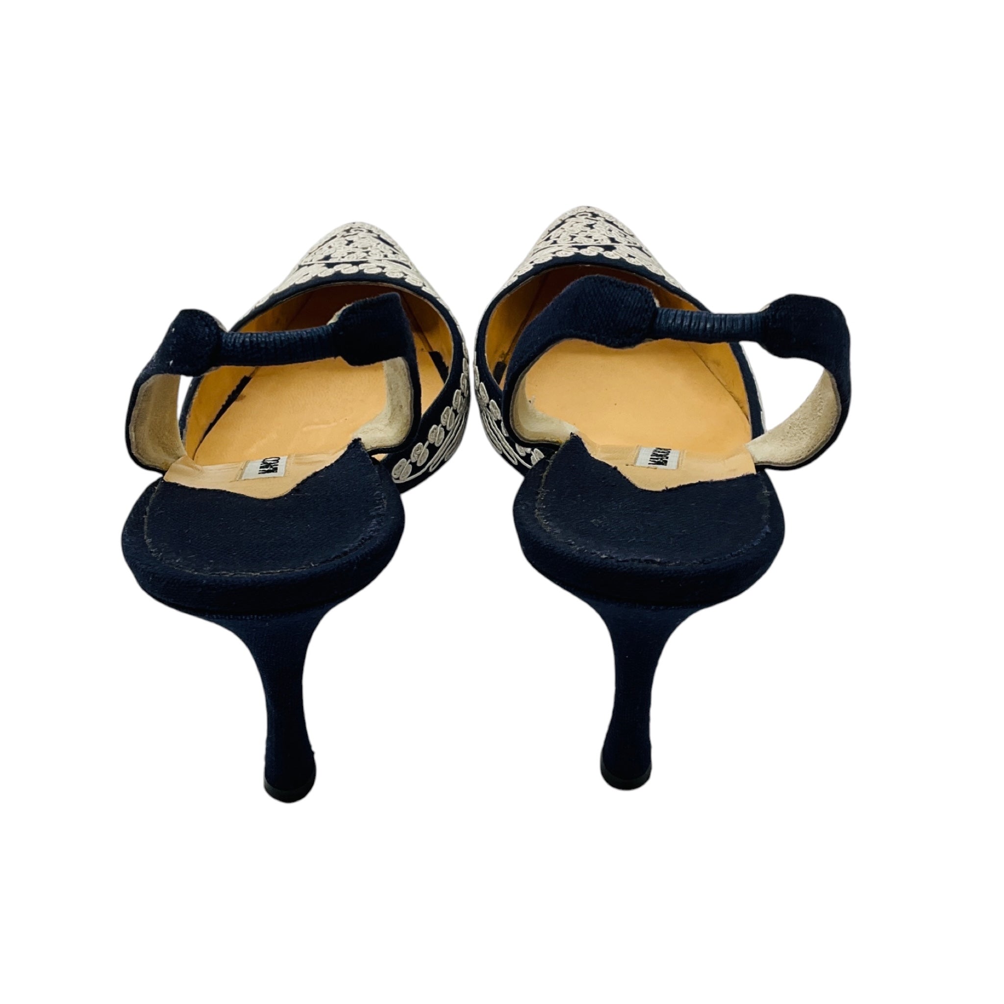 Manolo Blahnik Navy Blue / White Embroidered Linen Slingback Pumps