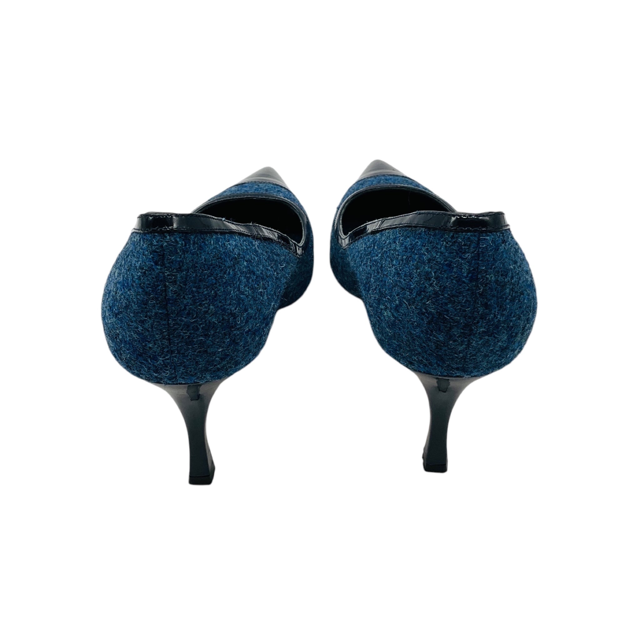 Manolo Blahnik Blue Wool Tweed Pumps with Navy Patent Leather Pointed Cap Toe