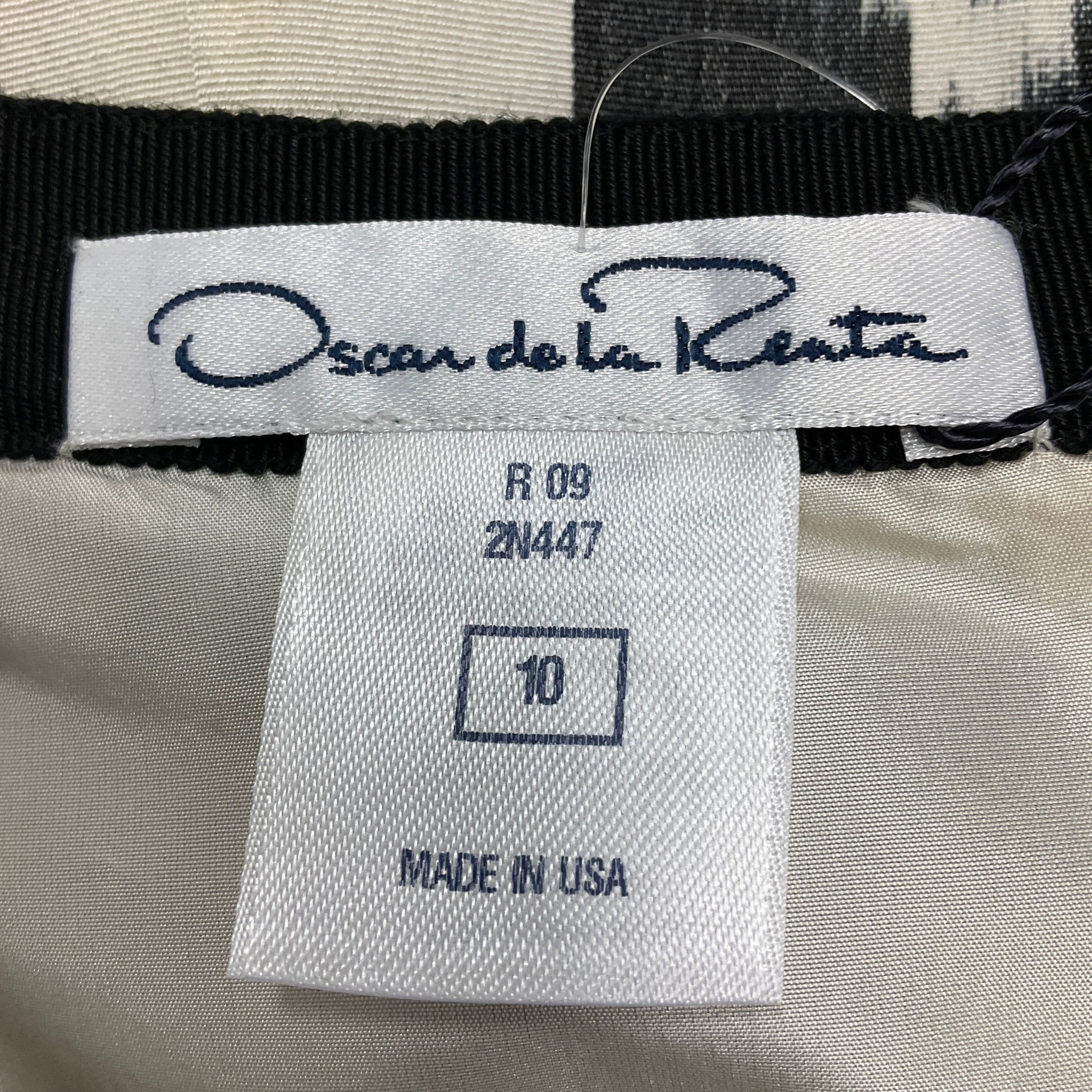 Oscar de la Renta Ivory / Black Ikat Print Midi Skirt