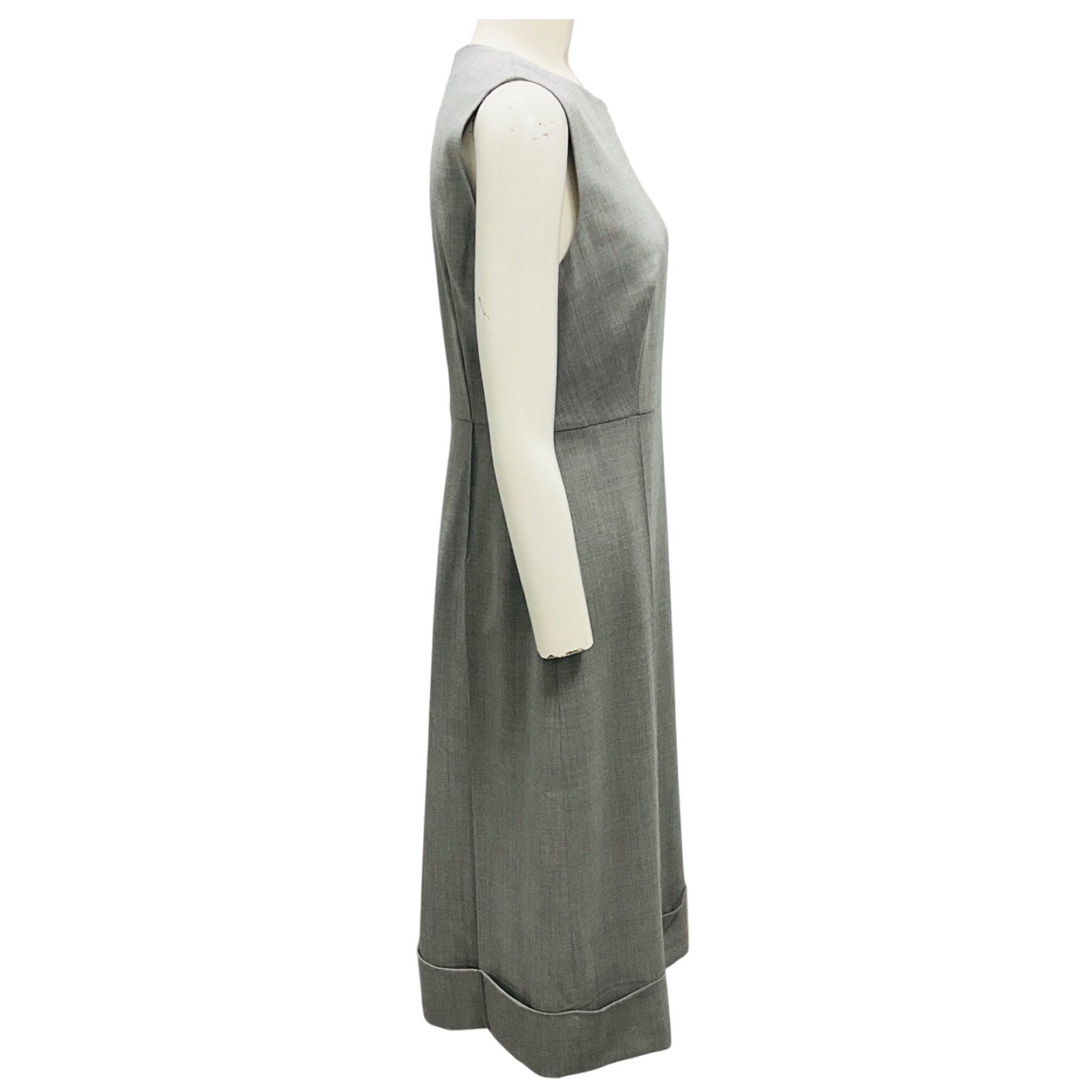 Peserico Light Grey Sleeveless Wool Sheath Dress