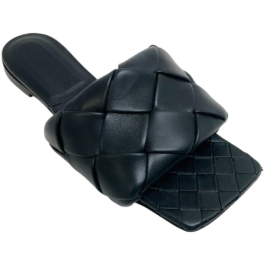 Bottega Veneta Black Leather Intreccio Lido Slide Sandals
