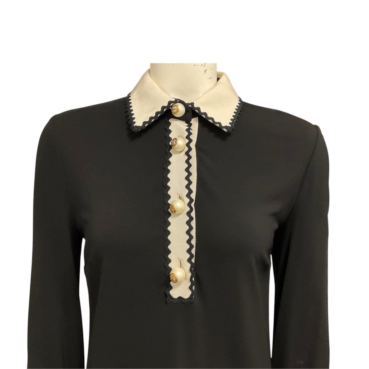 Gucci Black / Ivory Long Sleeved Viscose Stretch Midi Dress with GG Logo Pearl Buttons