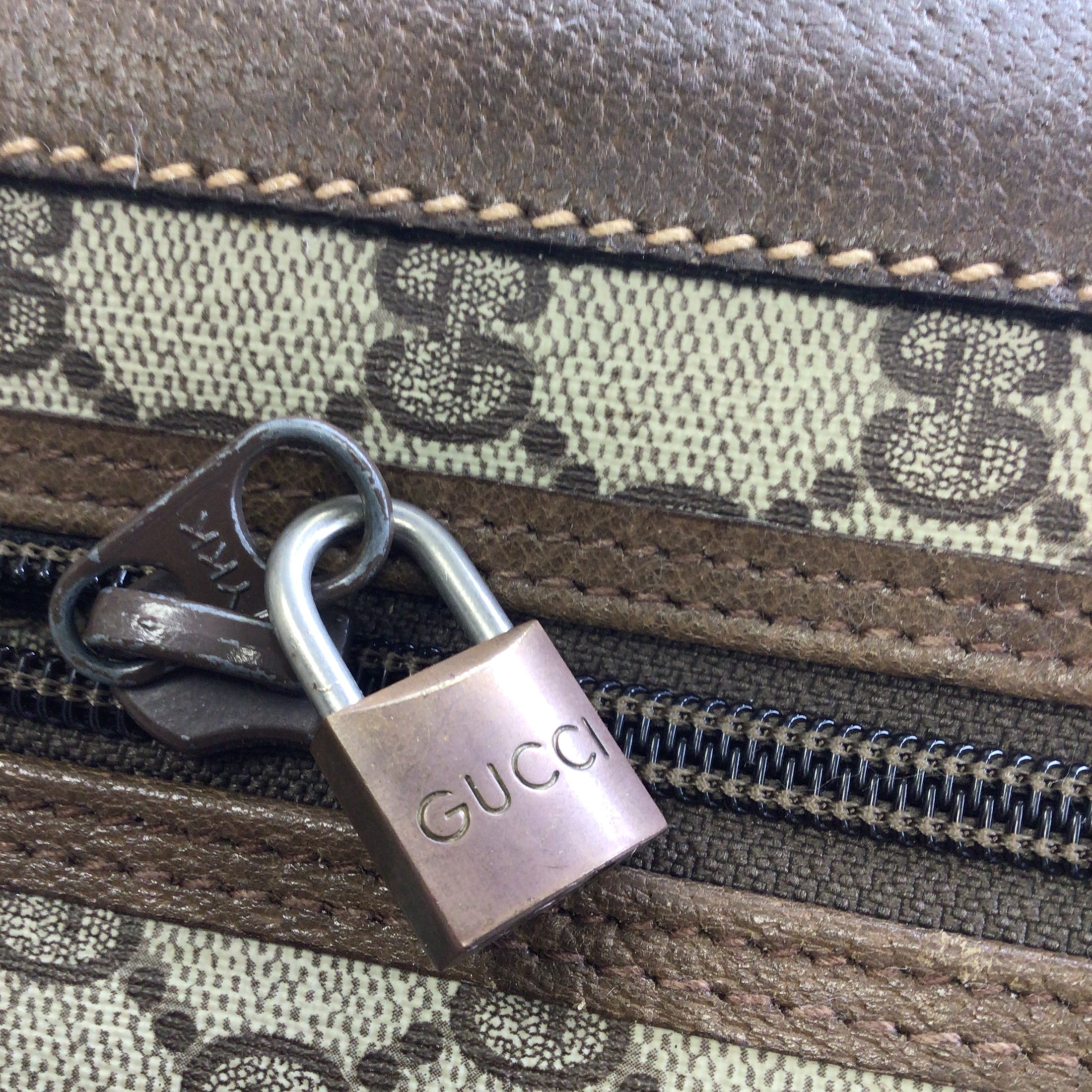 Gucci Beige Multi GG Supreme Travel Suitcase