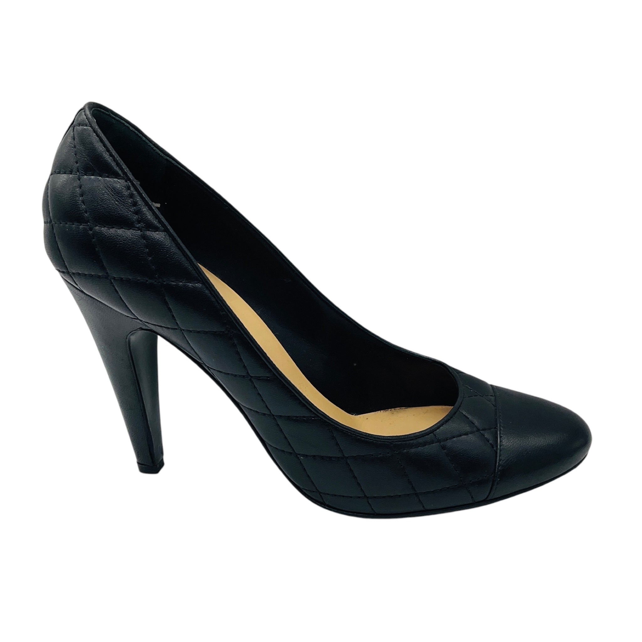 Chanel Black / Silver CC Logo Quilted Leather Pumps
