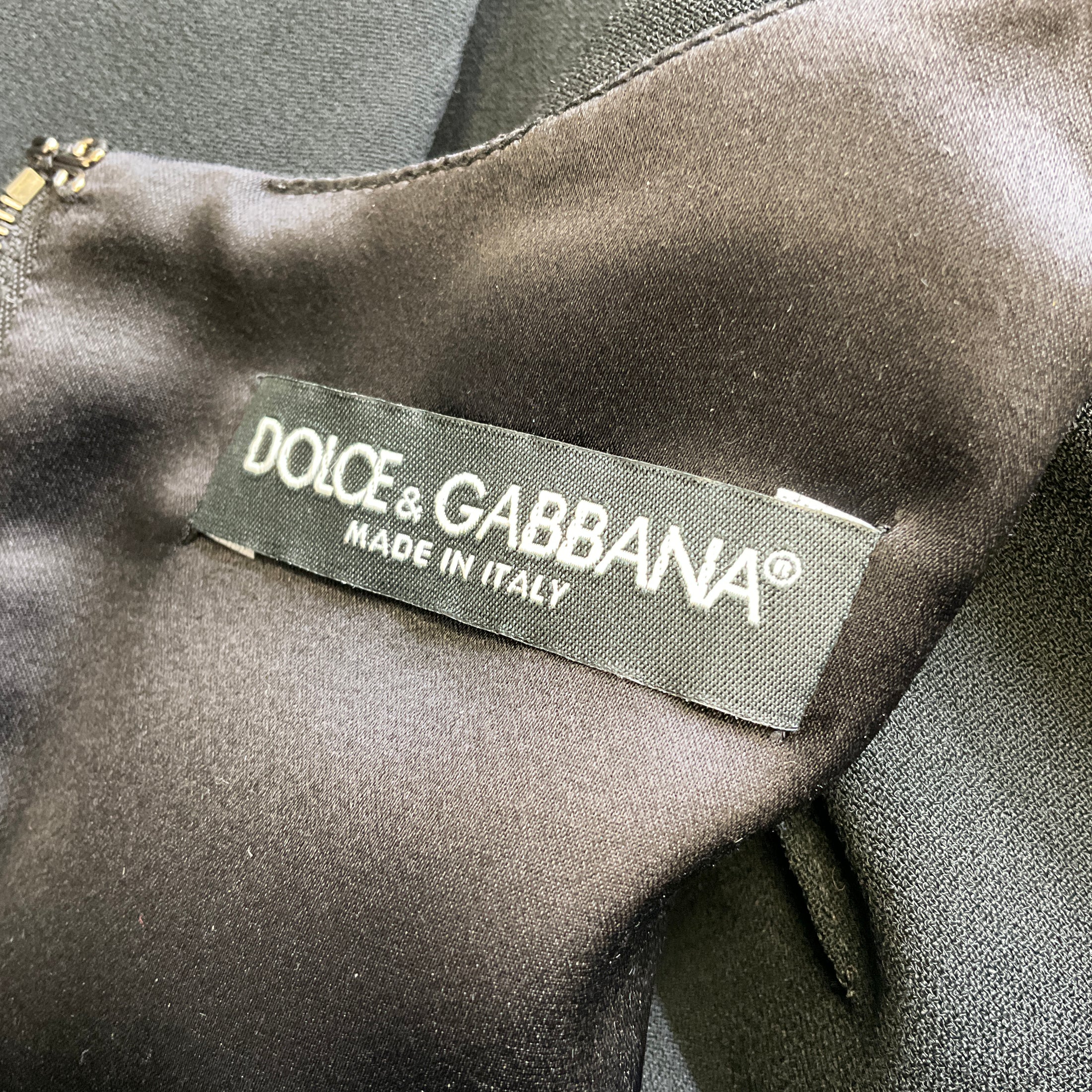 Dolce & Gabbana Black Heart Logo Patch Long Sleeved Crepe Midi Dress