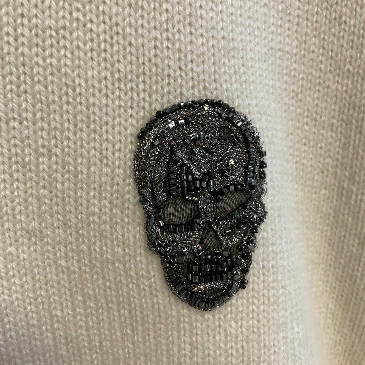 Alexander McQueen Cream Skull Embellished Cashmere Knit Pullover Sweater