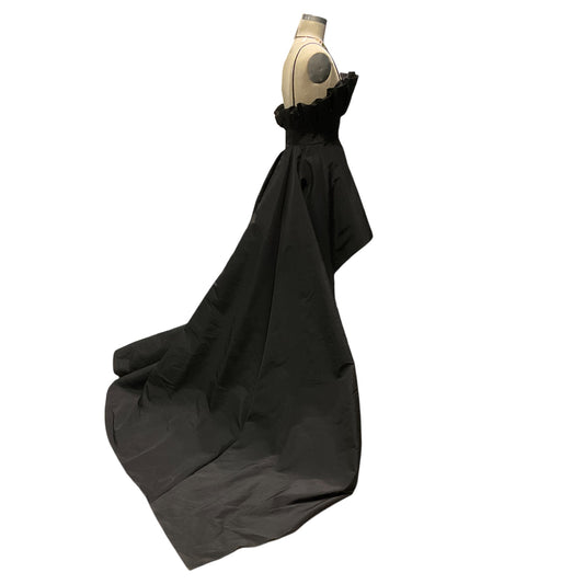 Carolina Herrera Black High-Low Satin Gown / Formal Dress