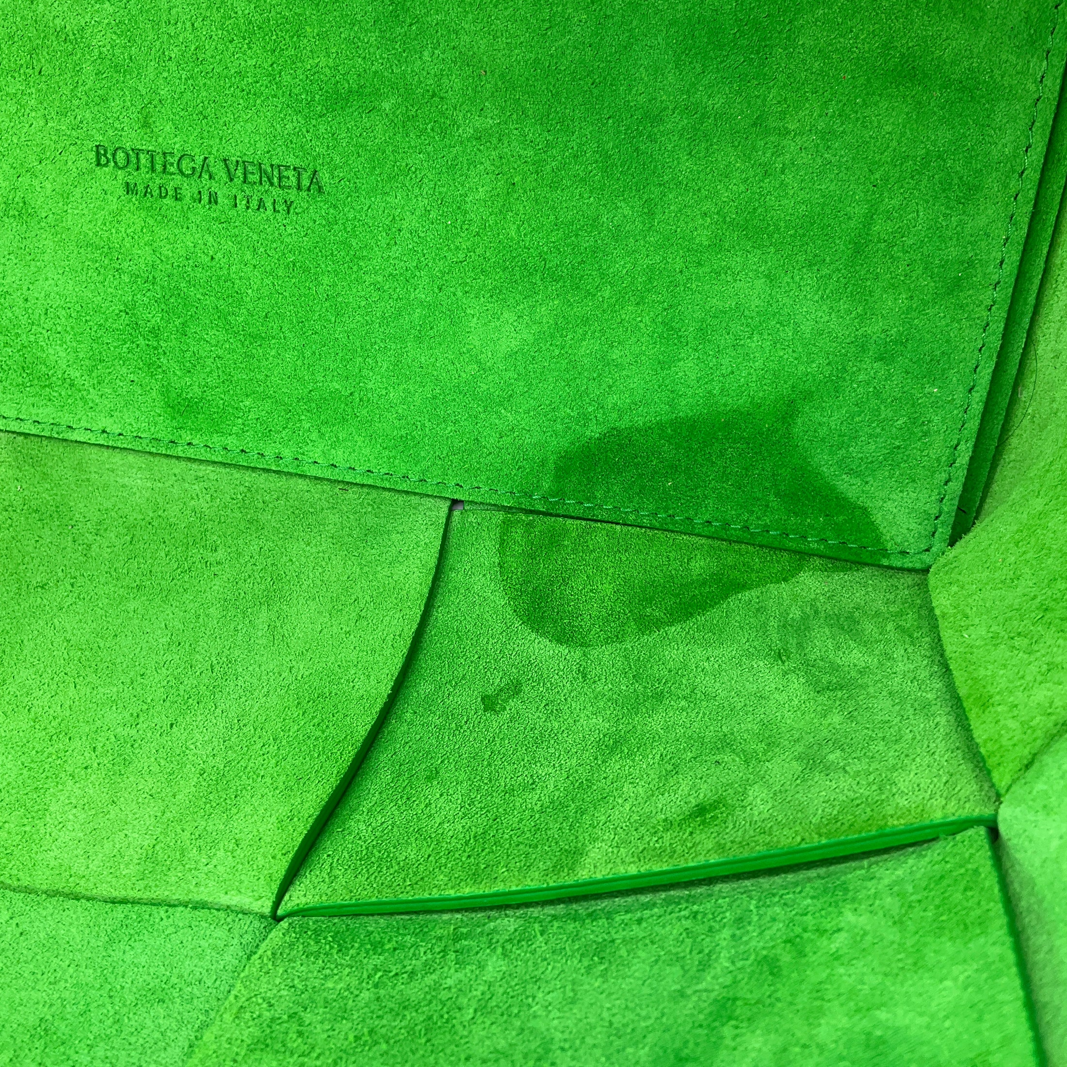 Bottega Veneta Green Intrecciato Leather Arco Tote Bag