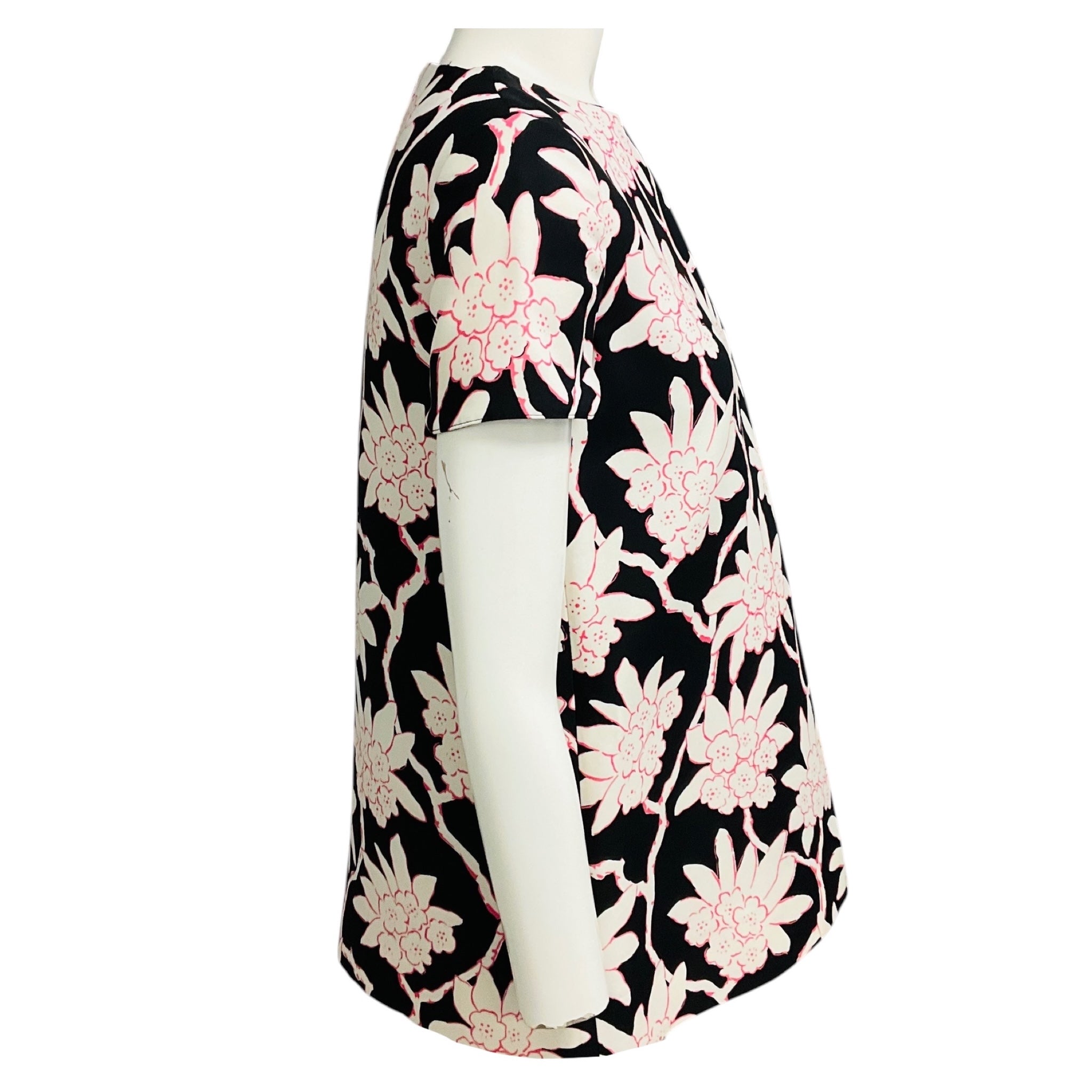 Valentino Black / White / Pink Floral Short Sleeved Crepe Top