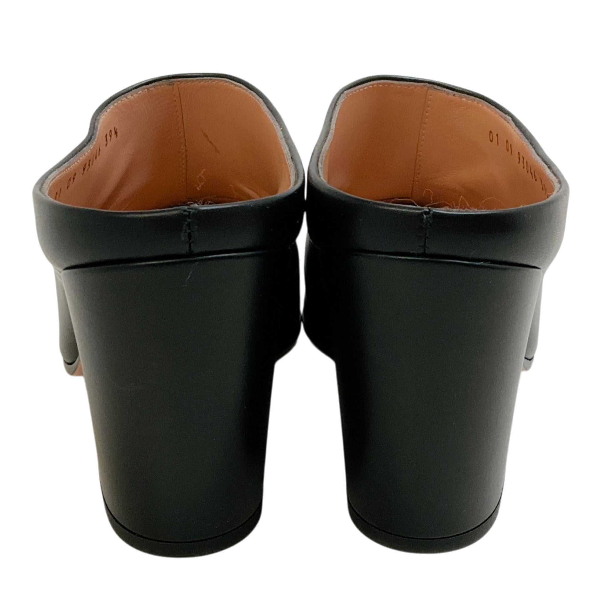 Gianvito Rossi Black Leather Keinna Mules