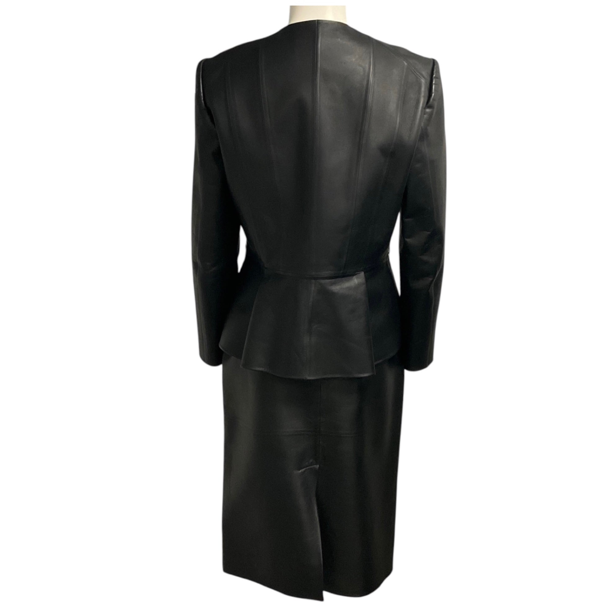 Oscar de la Renta Black / Grey Leather and Boucle Twill Tweed Zip Front Jacket and Pencil Skirt Suit Set