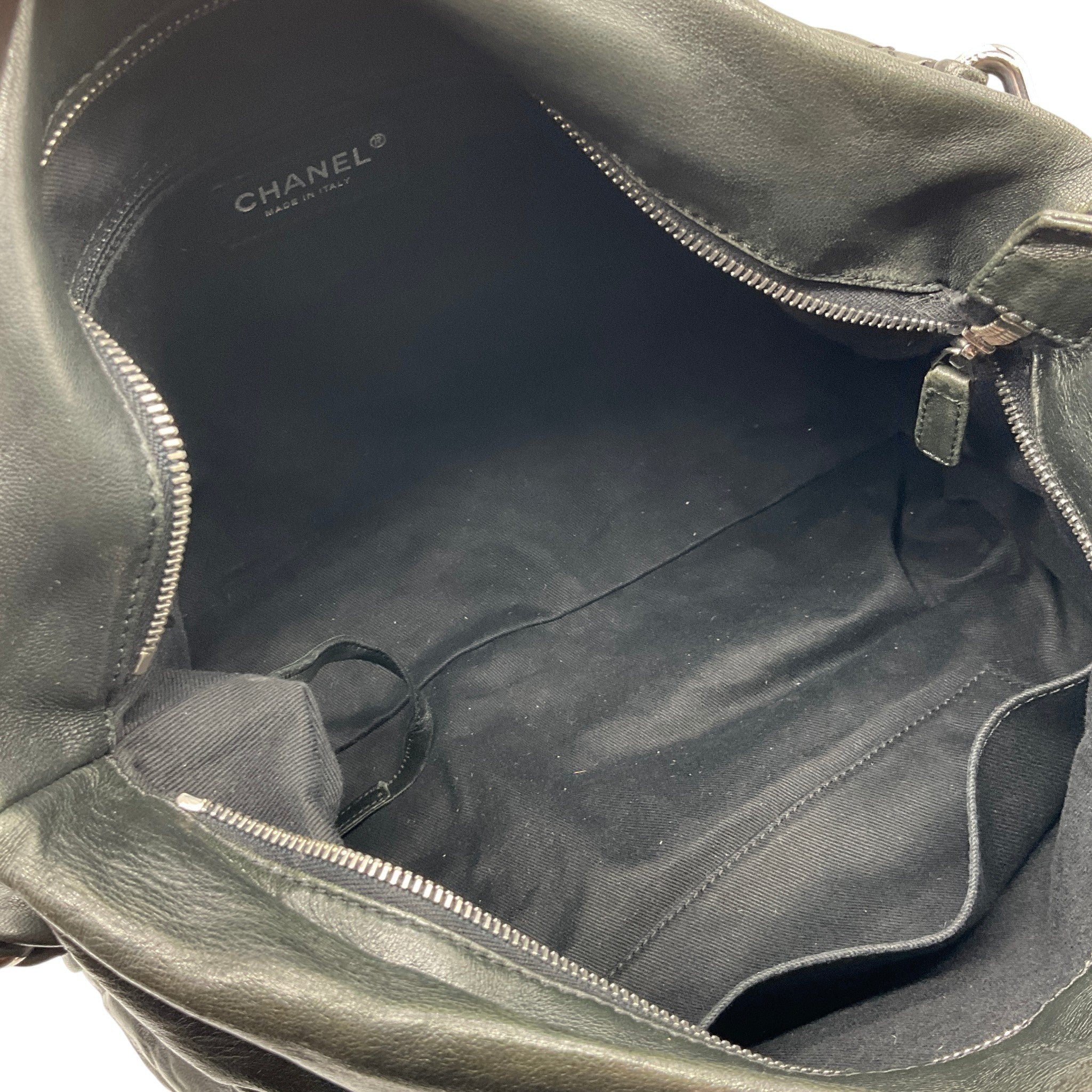 Chanel Black Lambskin Leather 8 Knots Hobo Bag