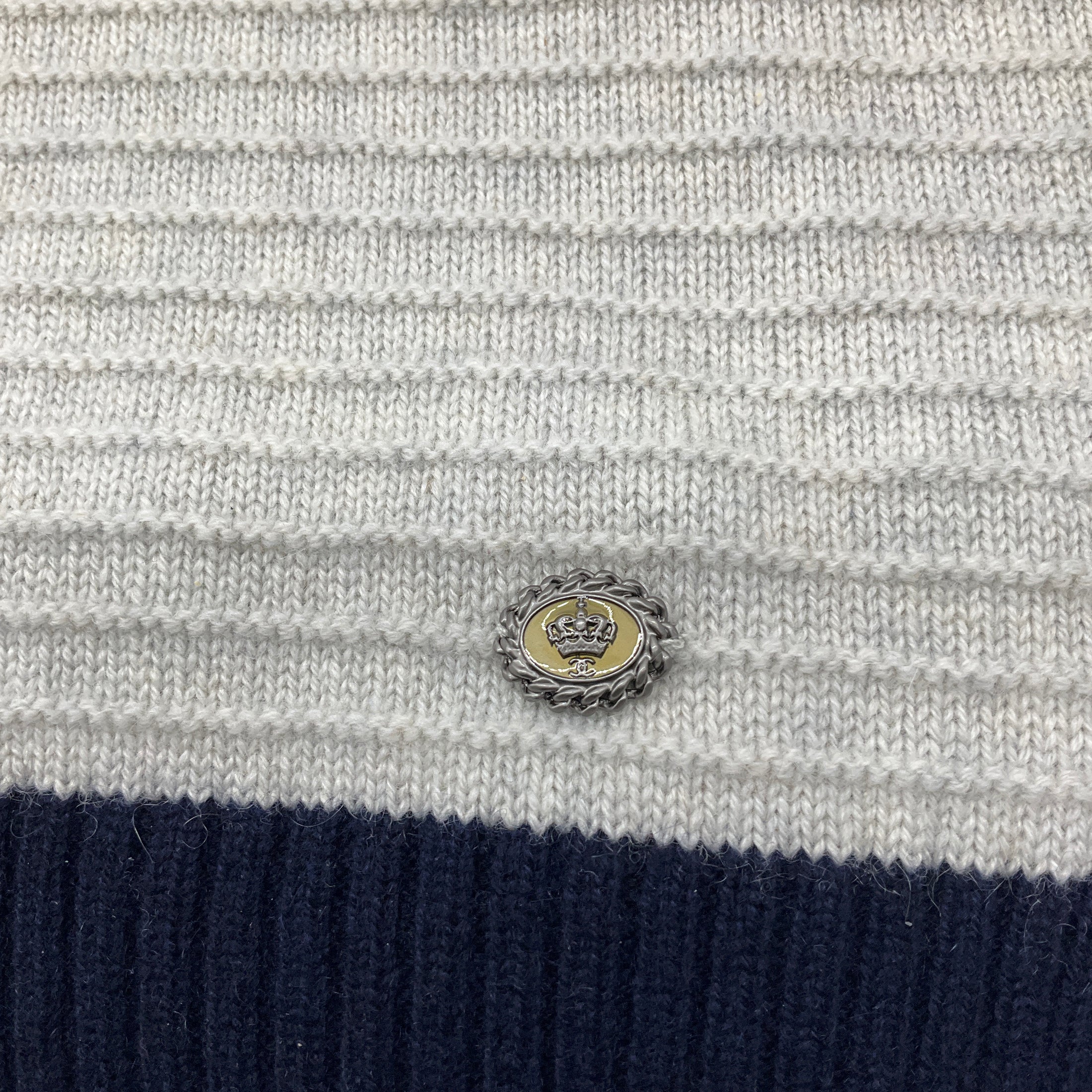 Chanel Silver / Grey / Navy 2008 Fringed Cashmere Knit Scarf
