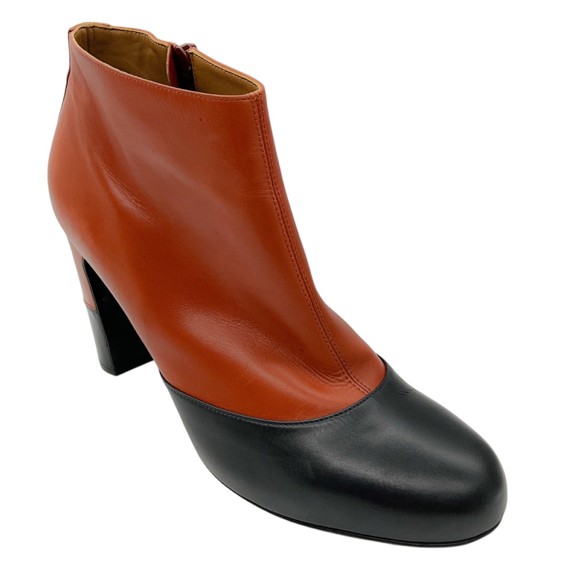 Hermes Brown / Black Two-Tone Round Toe Leather Ankle Booties