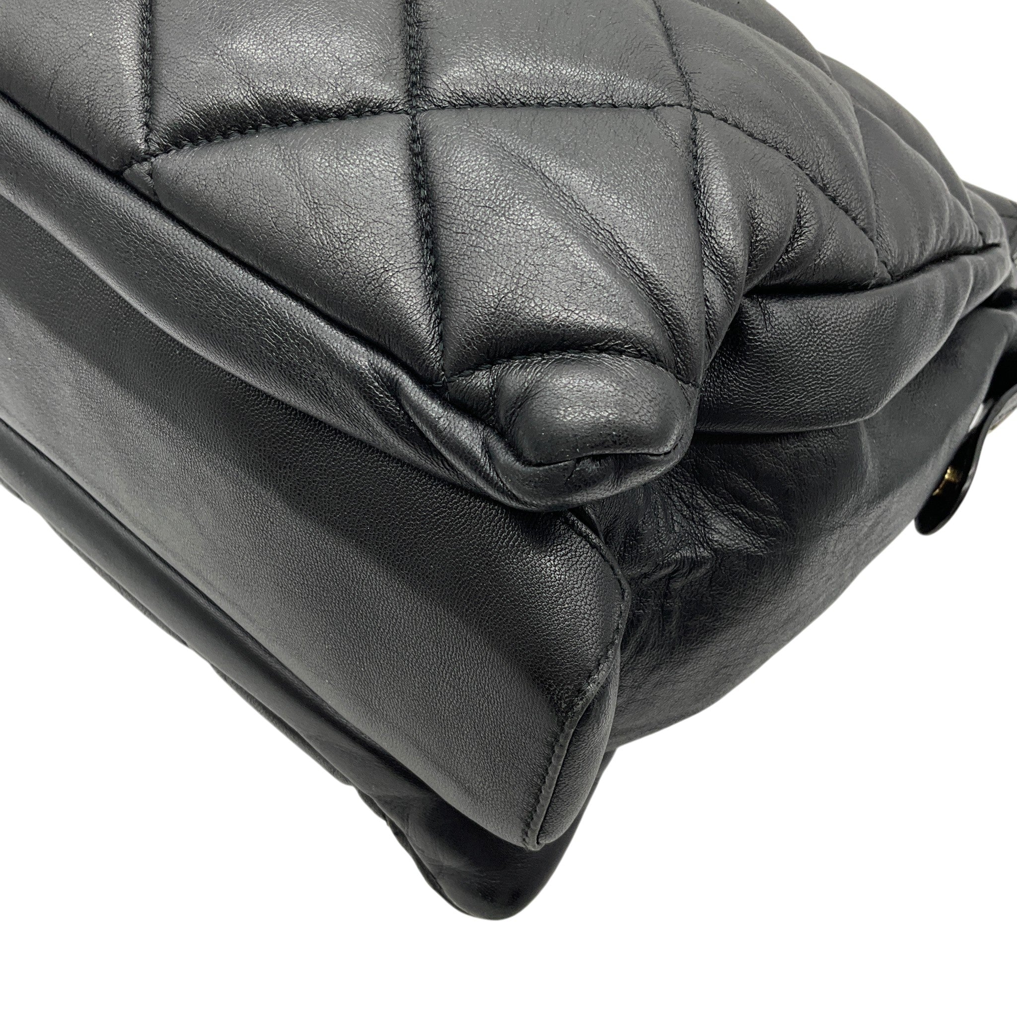 Salvatore Ferragamo Black Leather Quilted Shoulder Bag with Bow