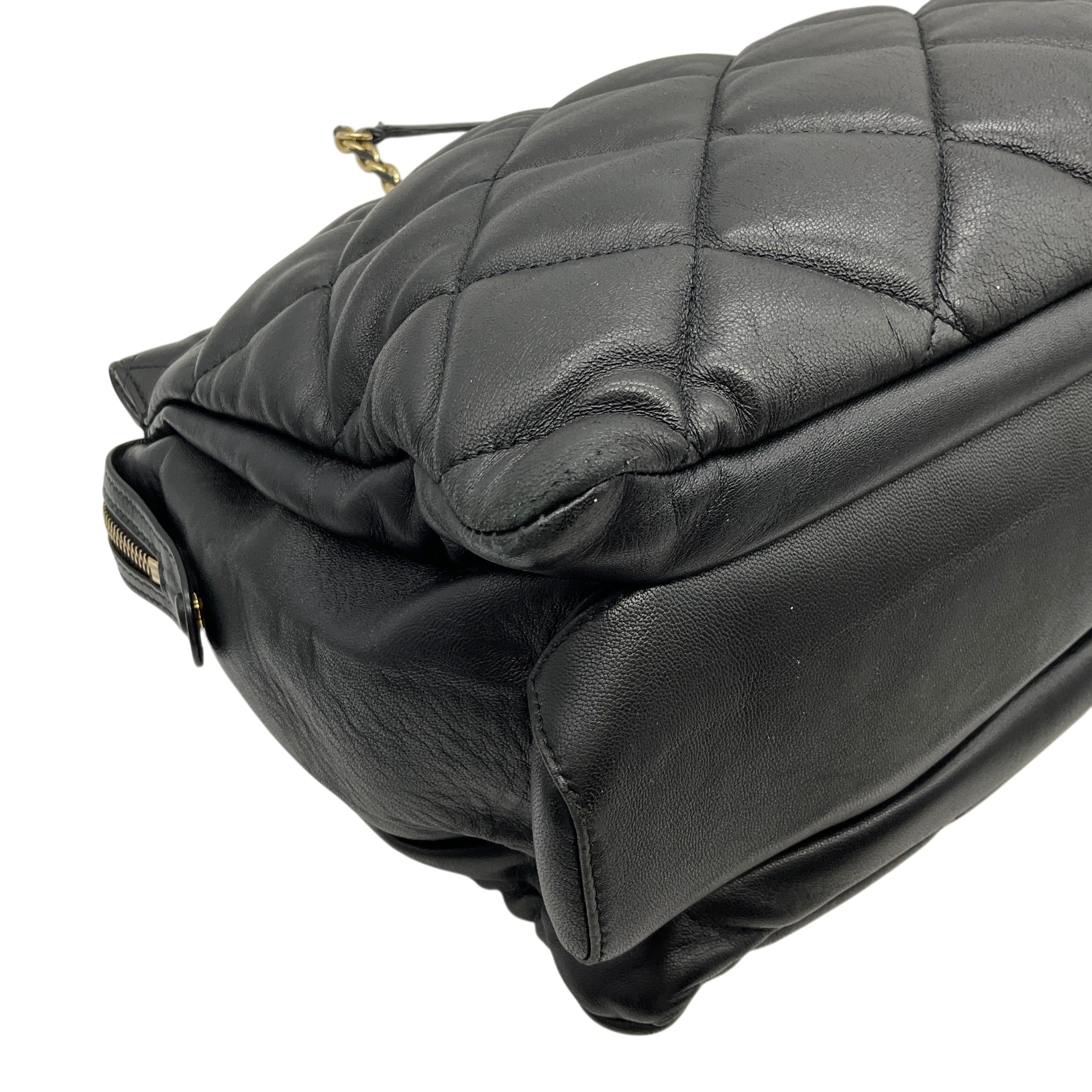 Salvatore Ferragamo Black Leather Quilted Shoulder Bag with Bow