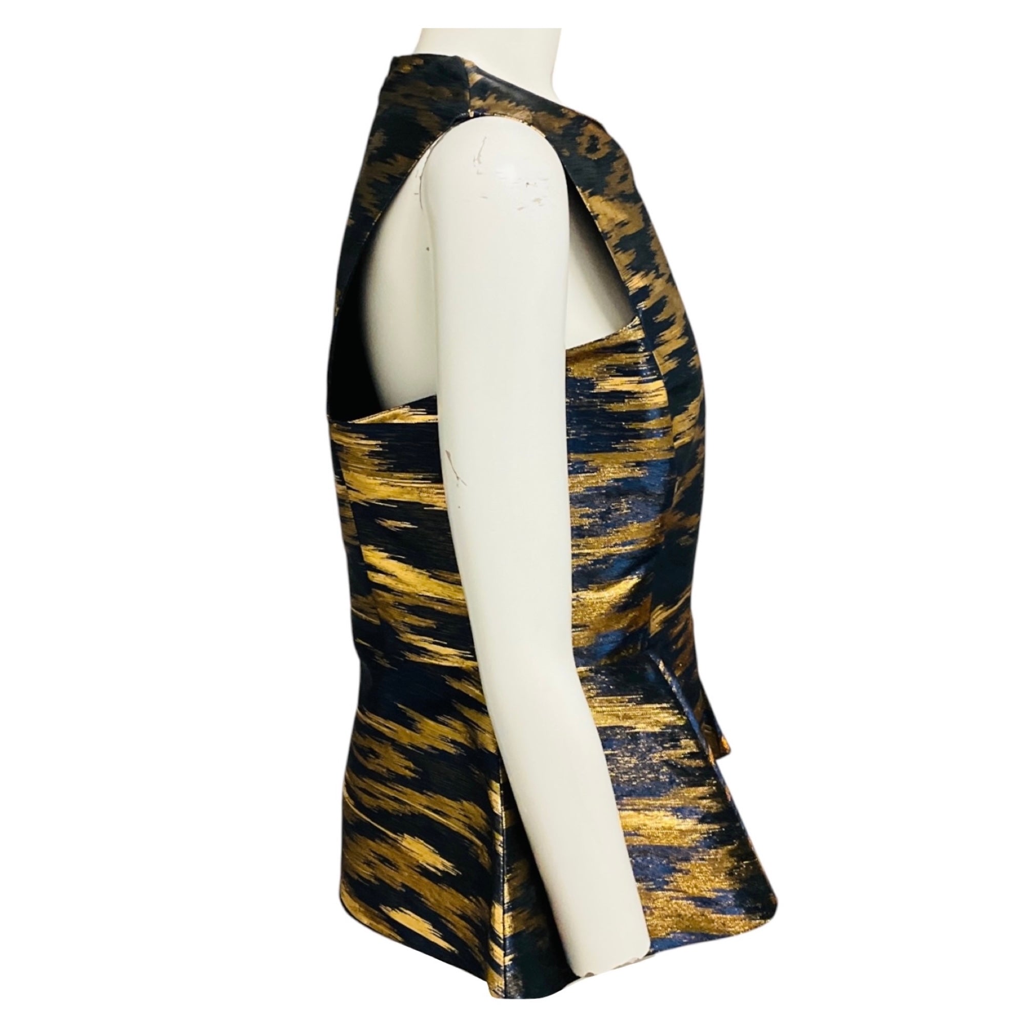 Maison Rabih Kayrouz Navy Blue / Gold Metallic Sleeveless Jacquard Top with Peplum Hem