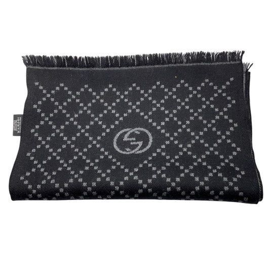 Gucci Black / Grey GG Logo Fringed Trim Wool Scarf