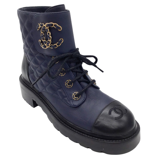 Chanel Navy Blue / Black CC Logo Cap Toe Quilted Lace-Up Calfskin Leather Combat Boots