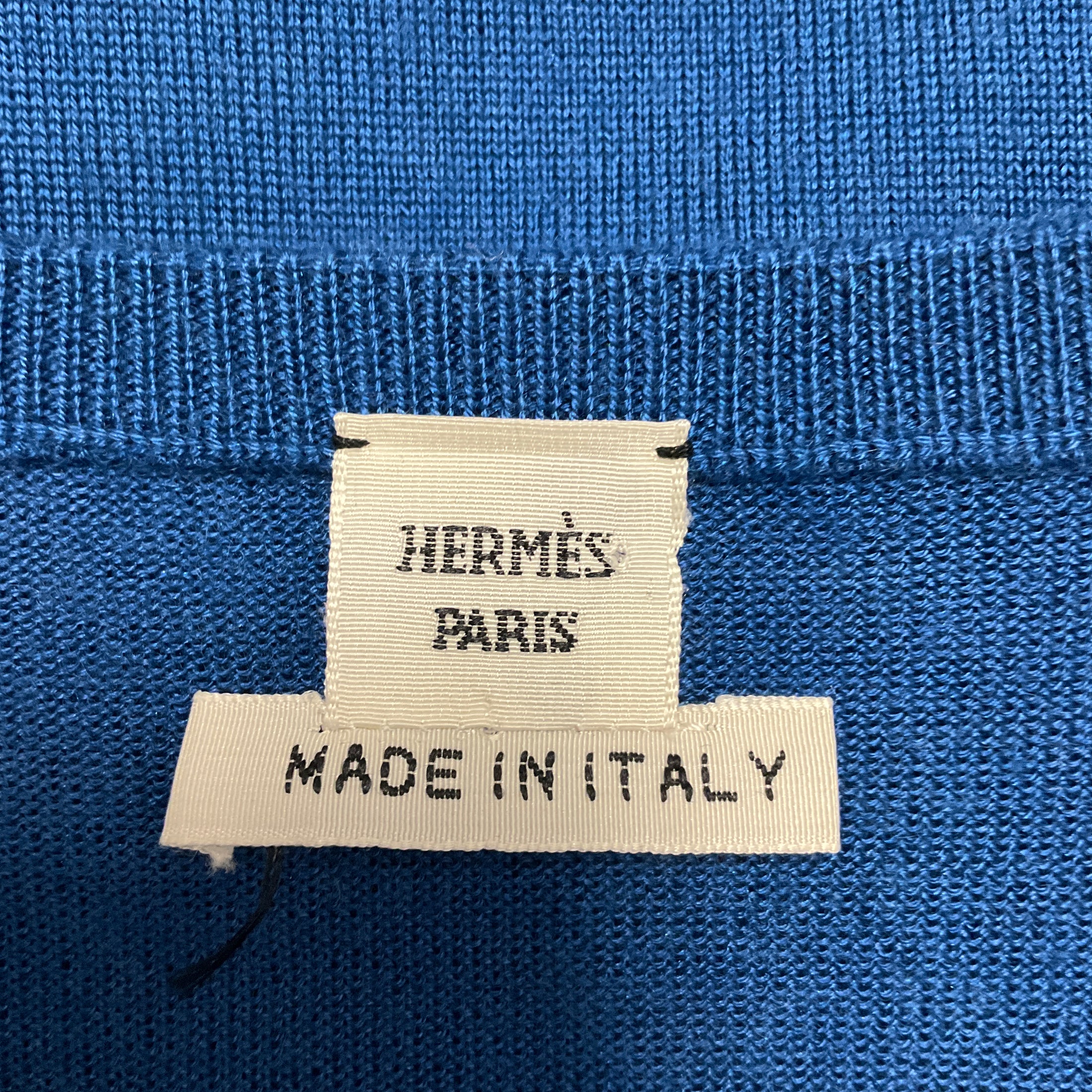 Hermes Blue Long Sleeved V-Neck Cashmere and Silk Knit Sweater