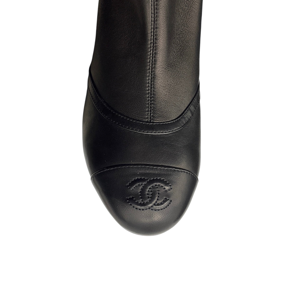 Chanel Black Interlocking CC Logo Cap Toe Over-the-Knee Thigh High Stretch Smooth Lambskin Leather Boots with CC Logo Grosgrain Bow Accent