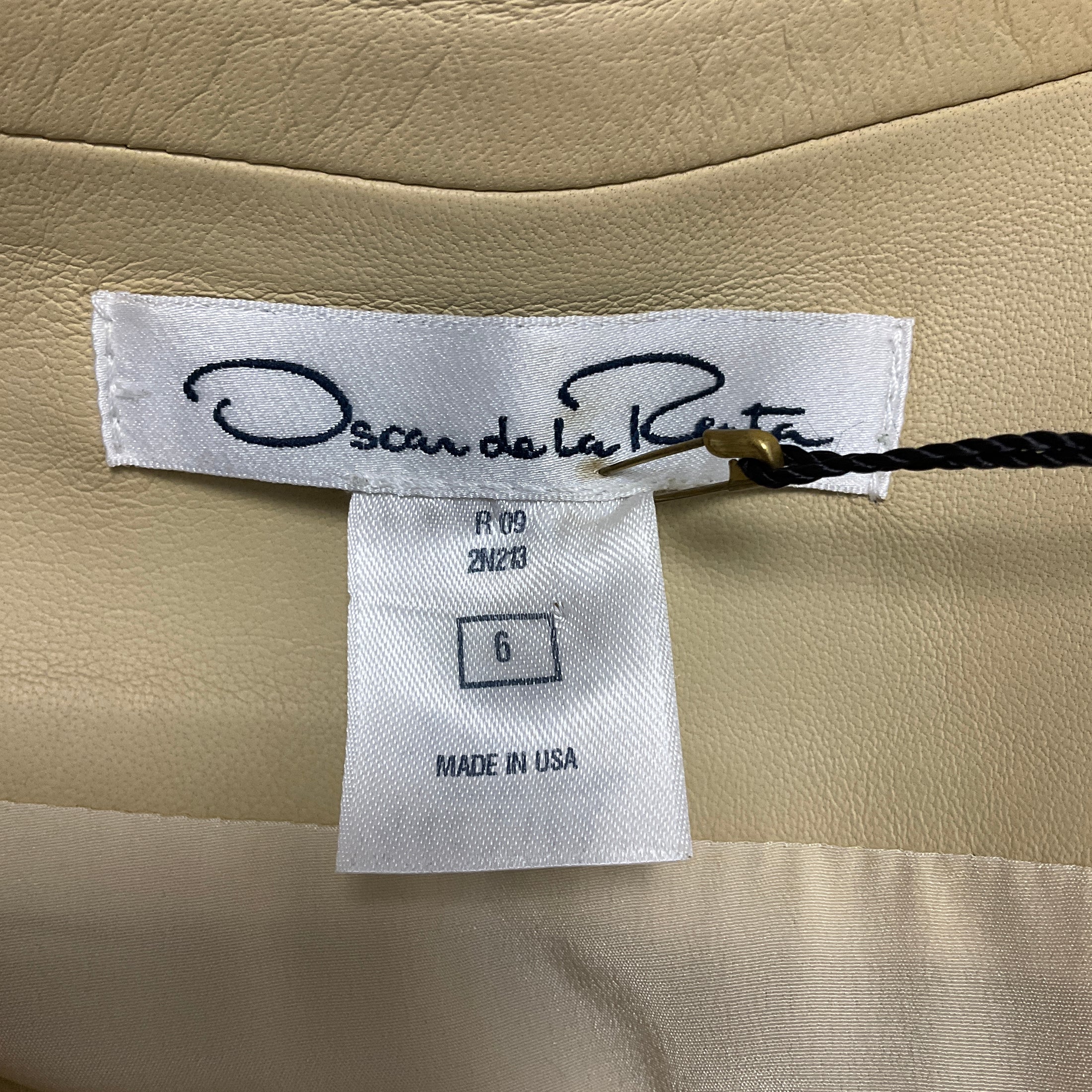 Oscar de la Renta Beige Silk Lined Genuine Leather Skirt with Gold Buckles