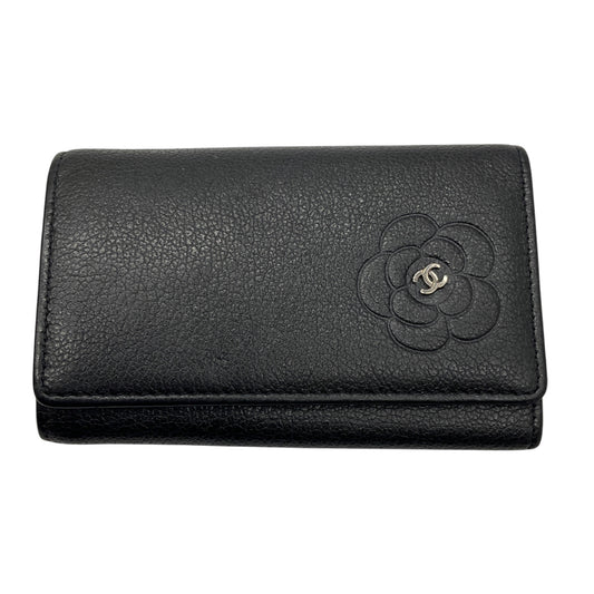 Chanel 2010 Black / Silver CC Logo Camellia Embossed Leather 6 Key Holder Wallet